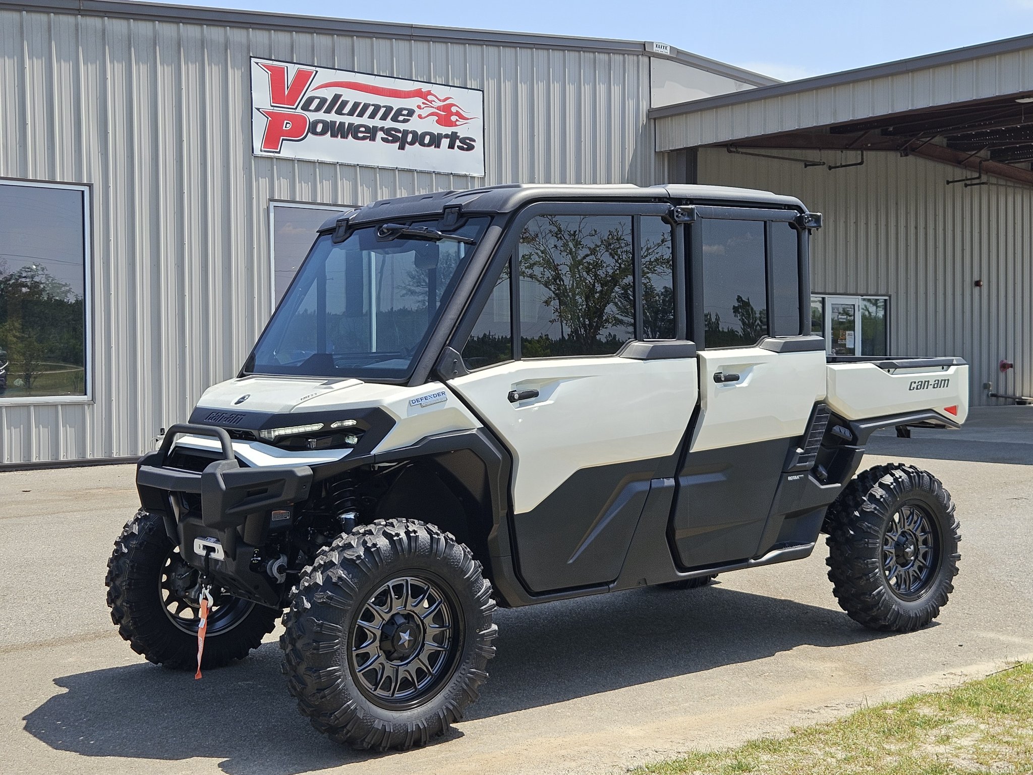 2026 Can-Am Defender MAX Limited HD11