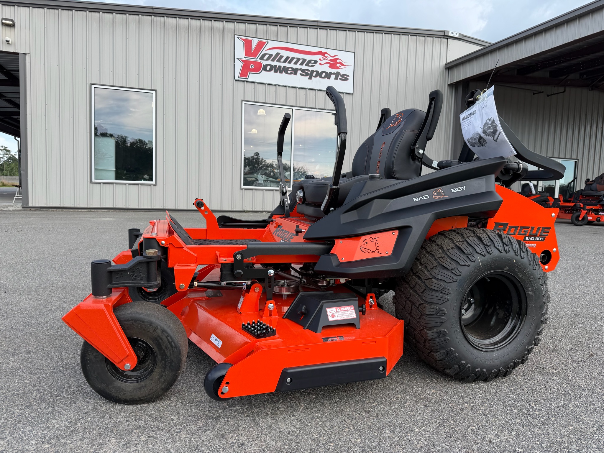New Bad Boy Mowers Rogue 61 in. Vanguard EFI 40 hp, Valdosta GA