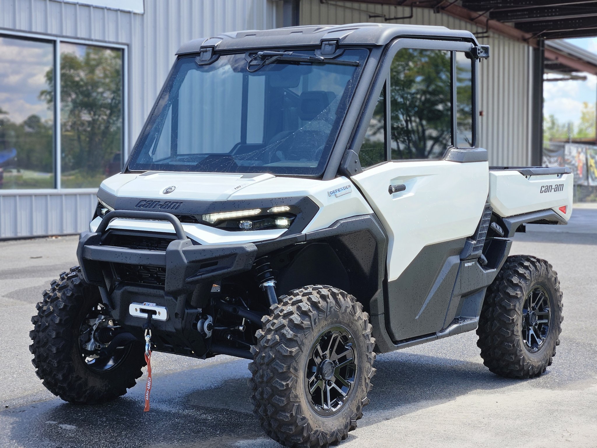 2026 Can-Am™ Defender Limited HD11 2