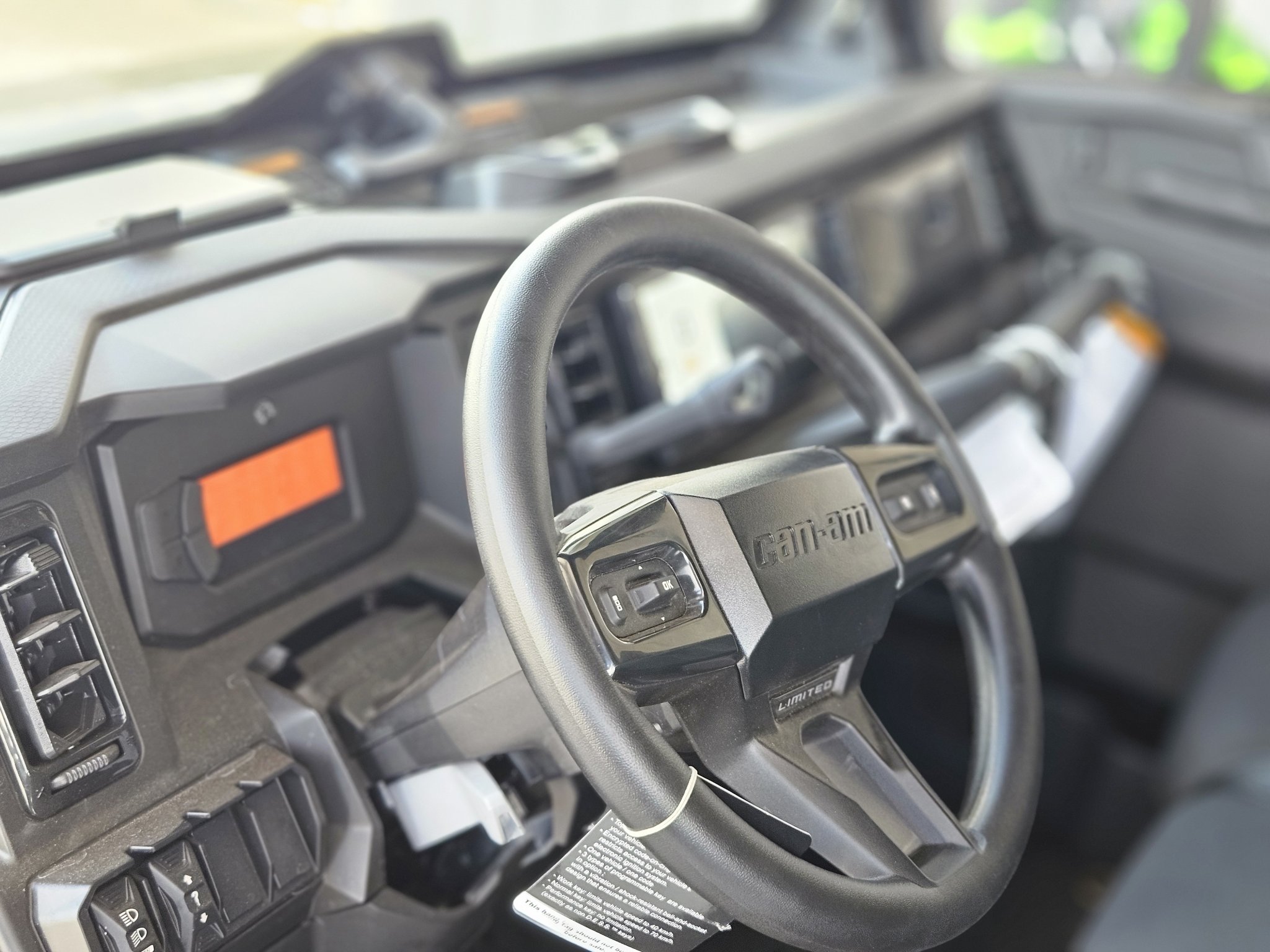 2026 Can-Am™ Defender Limited HD11 11