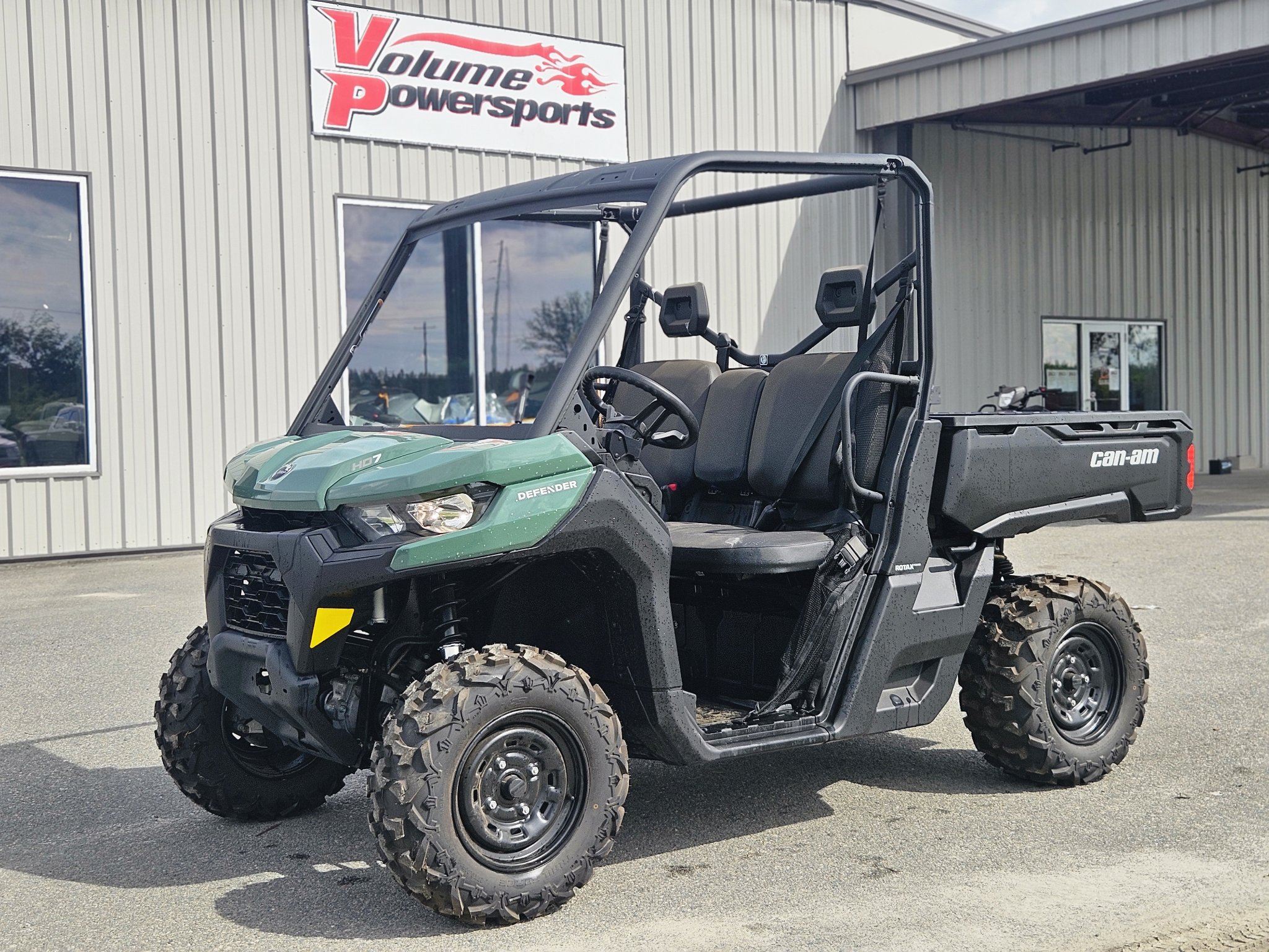 2026 Can-Am Defender HD7