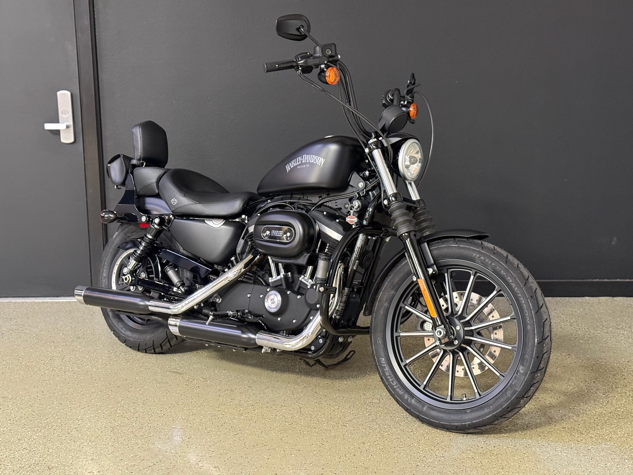 2015 Harley-Davidson Iron 883 for sale 1203702
