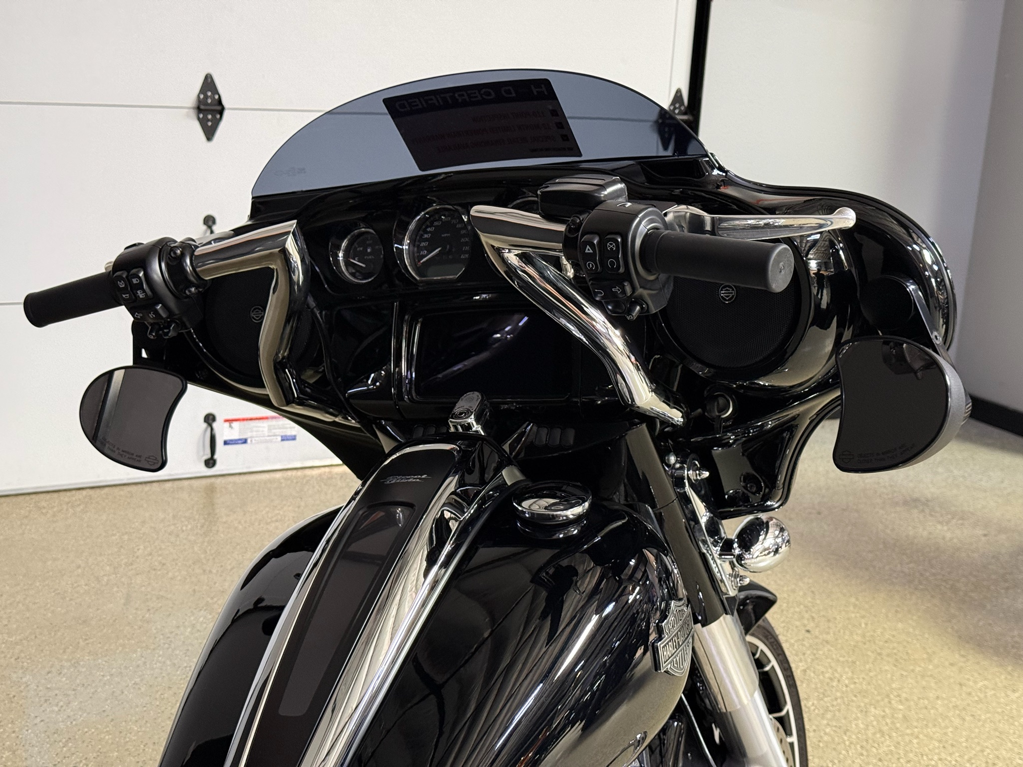 2022 Harley-Davidson Street Glide® Special 3