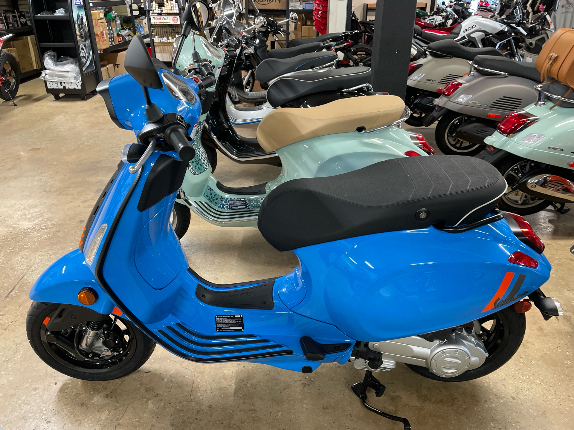 Vespa Sprint Vespa 50 E Vespa Special Vespa Nuova Bianca Vespa