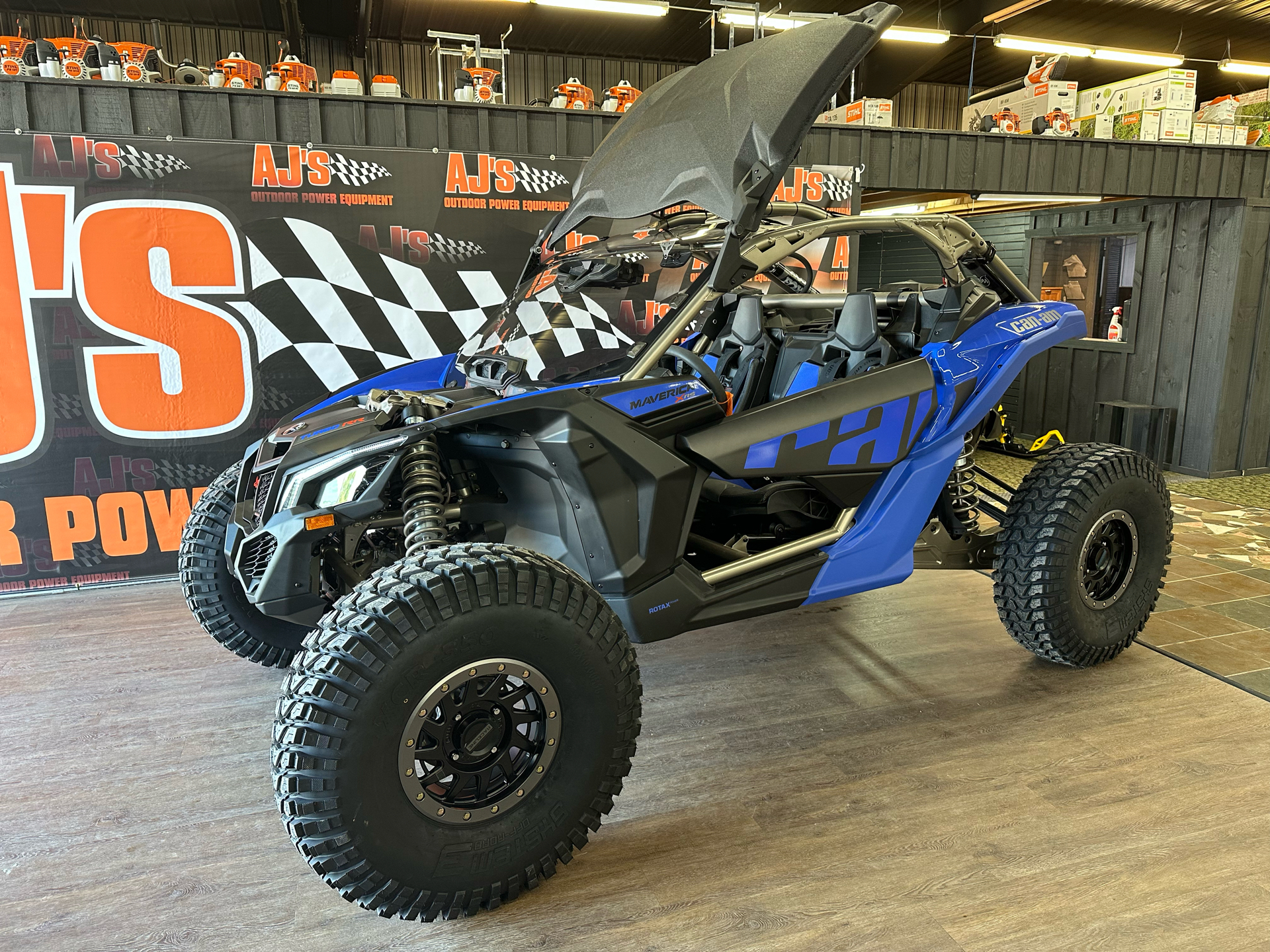 New 2024 Can-Am Maverick X3 X RS Turbo RR, Mansfield PA | Specs