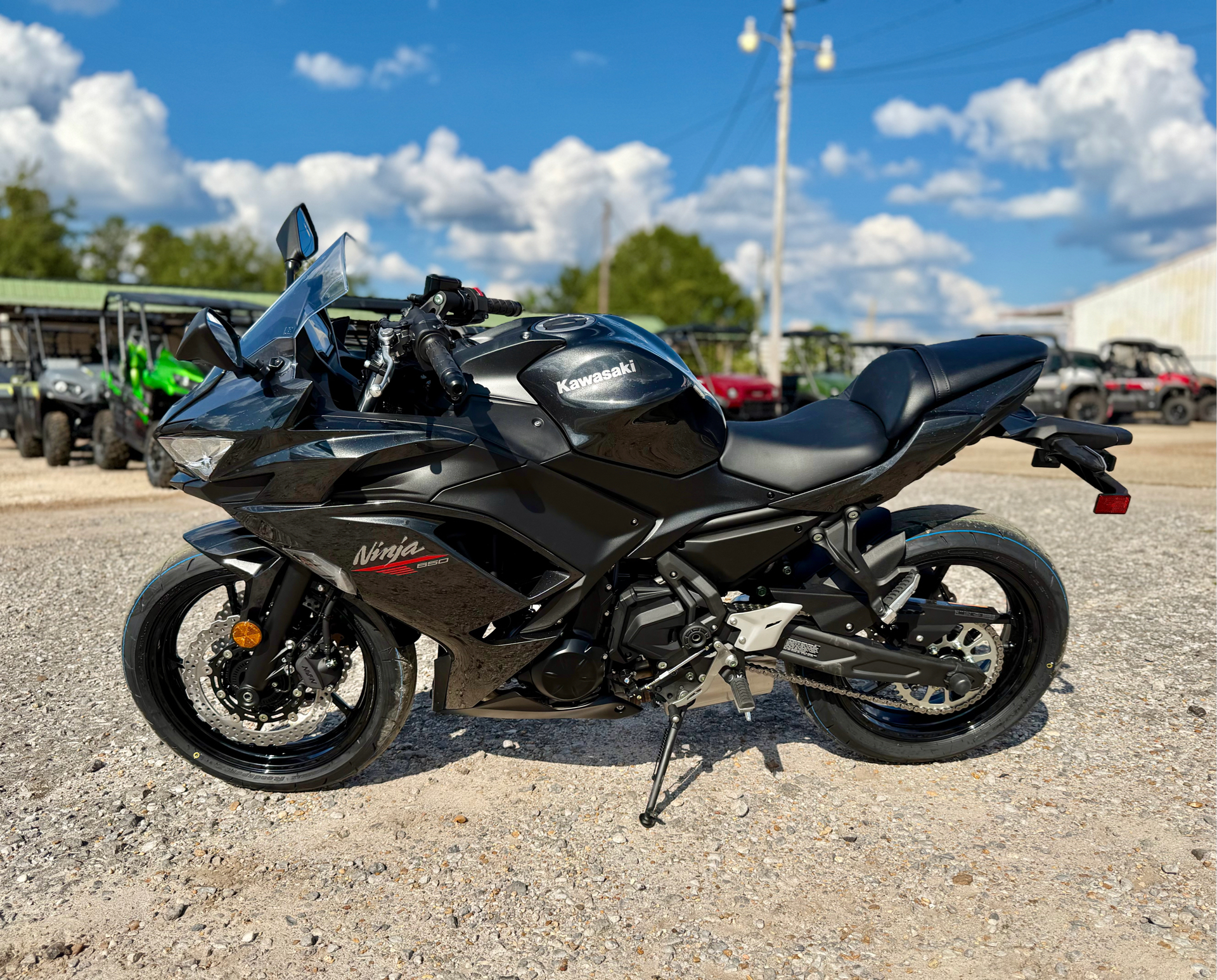 マニフレックス New 2026 Kawasaki Ninja® 650, Meridian MS | Specs, Price, Photos