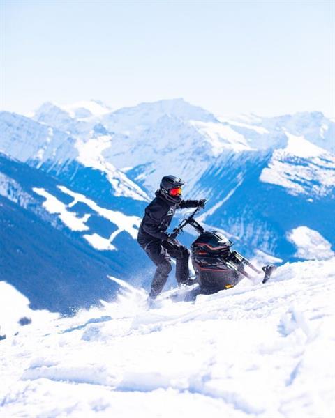 ウィンターズ New 2024 Widescape WS250 | Snowmobiles in Bismarck ND | 03418 Black