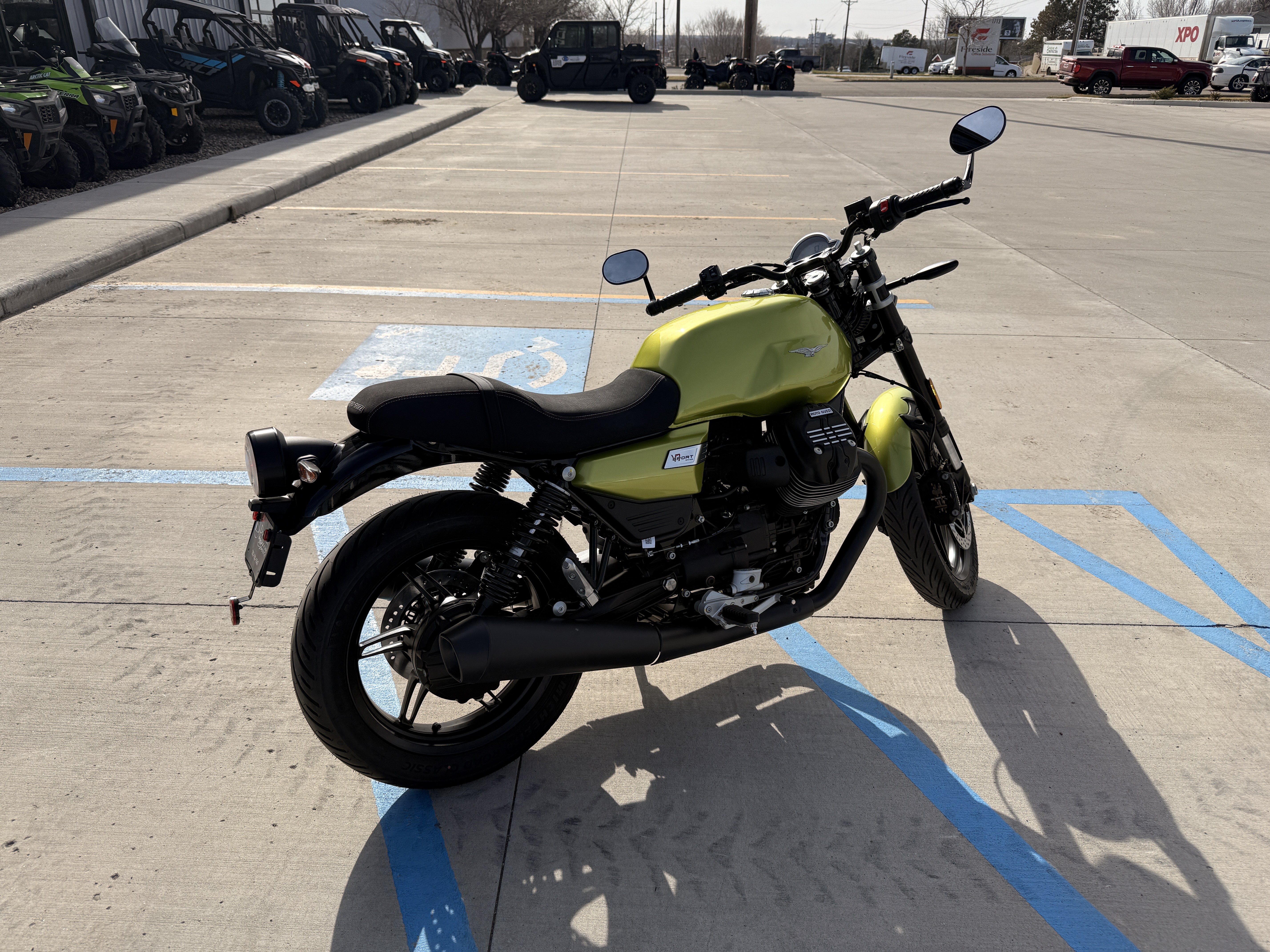 2026 Moto Guzzi V7 Sport 2