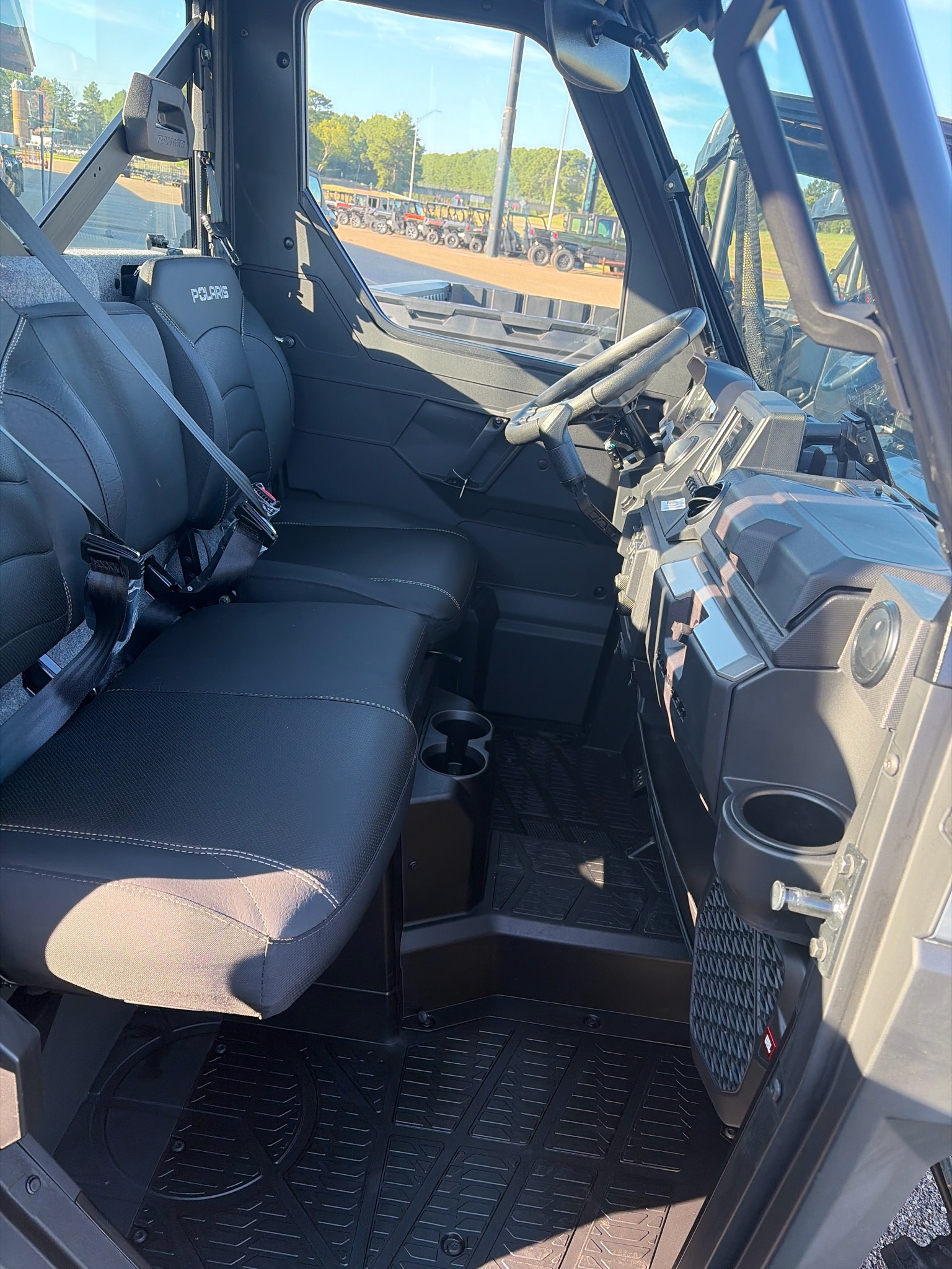 2027 Polaris Ranger XP 1000 NorthStar Ultimate 4