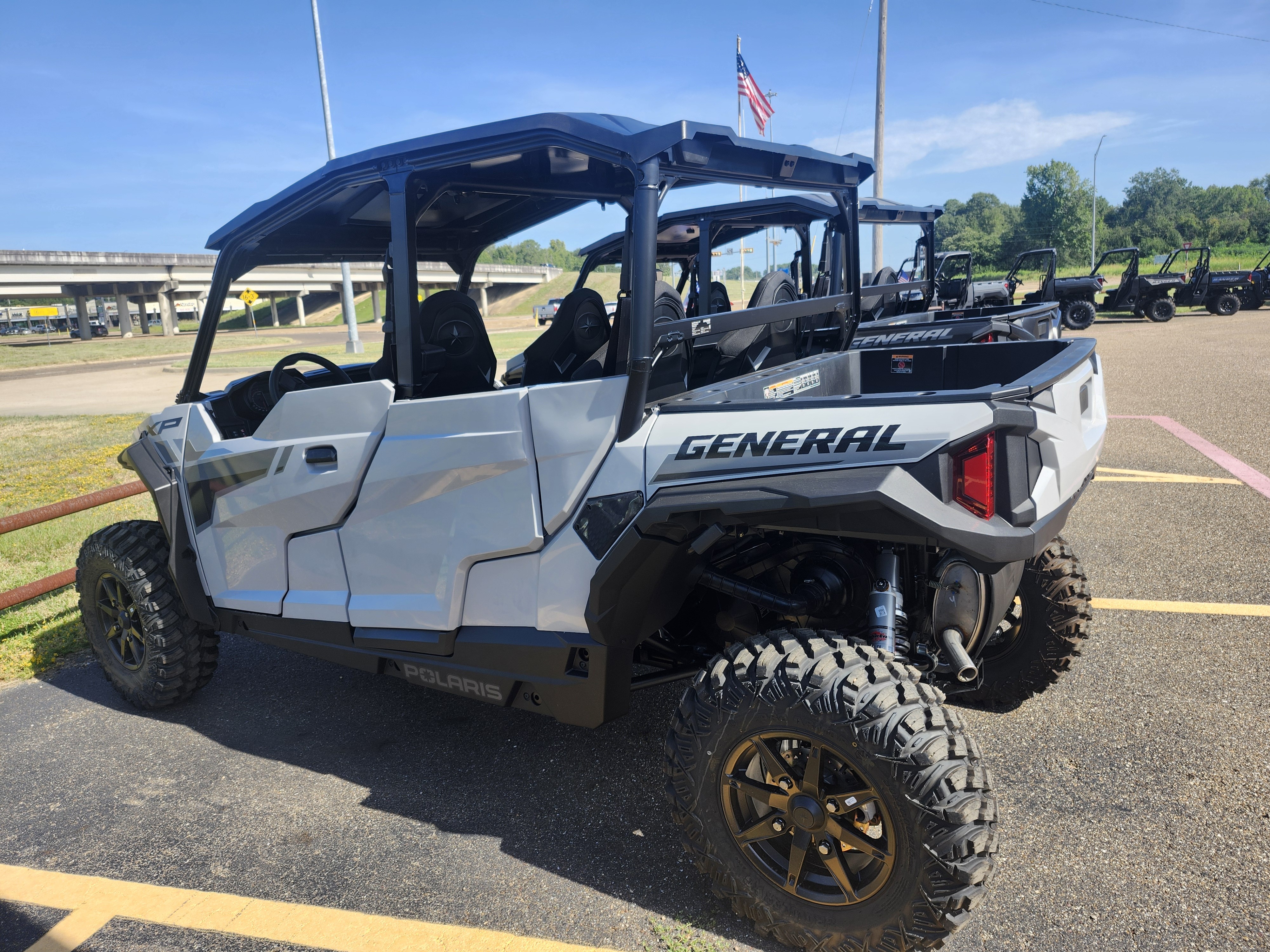 2026 Polaris General XP 4 1000 Sport 2