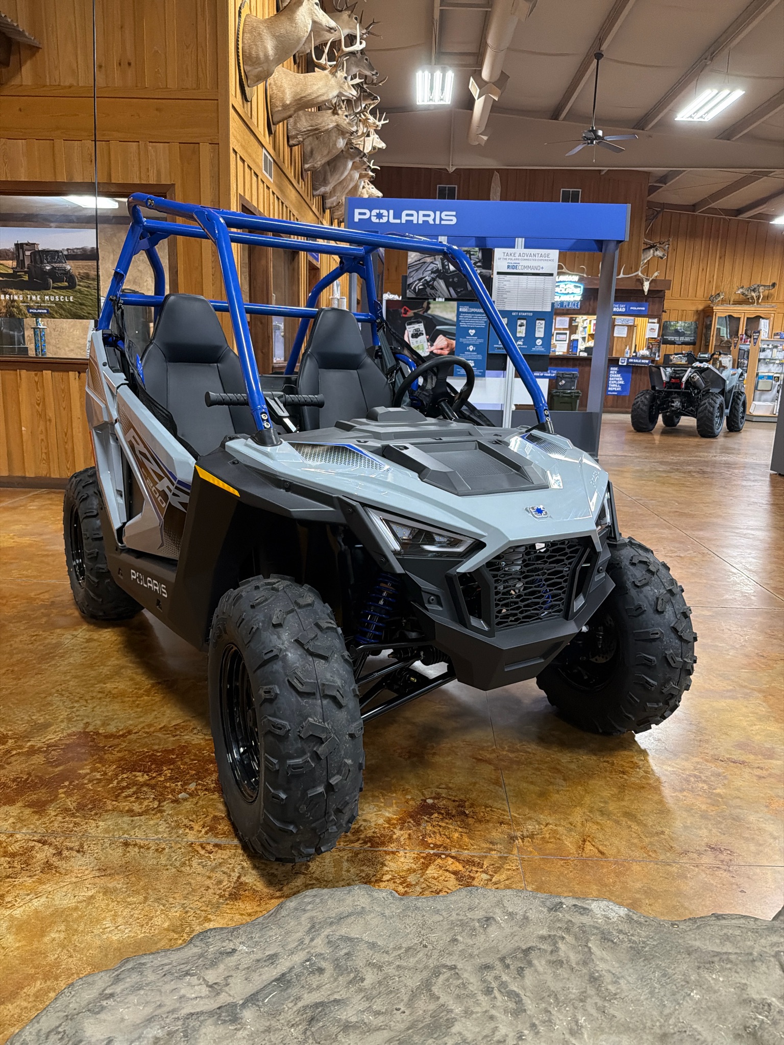 2026 Polaris RZR 200 EFI 1