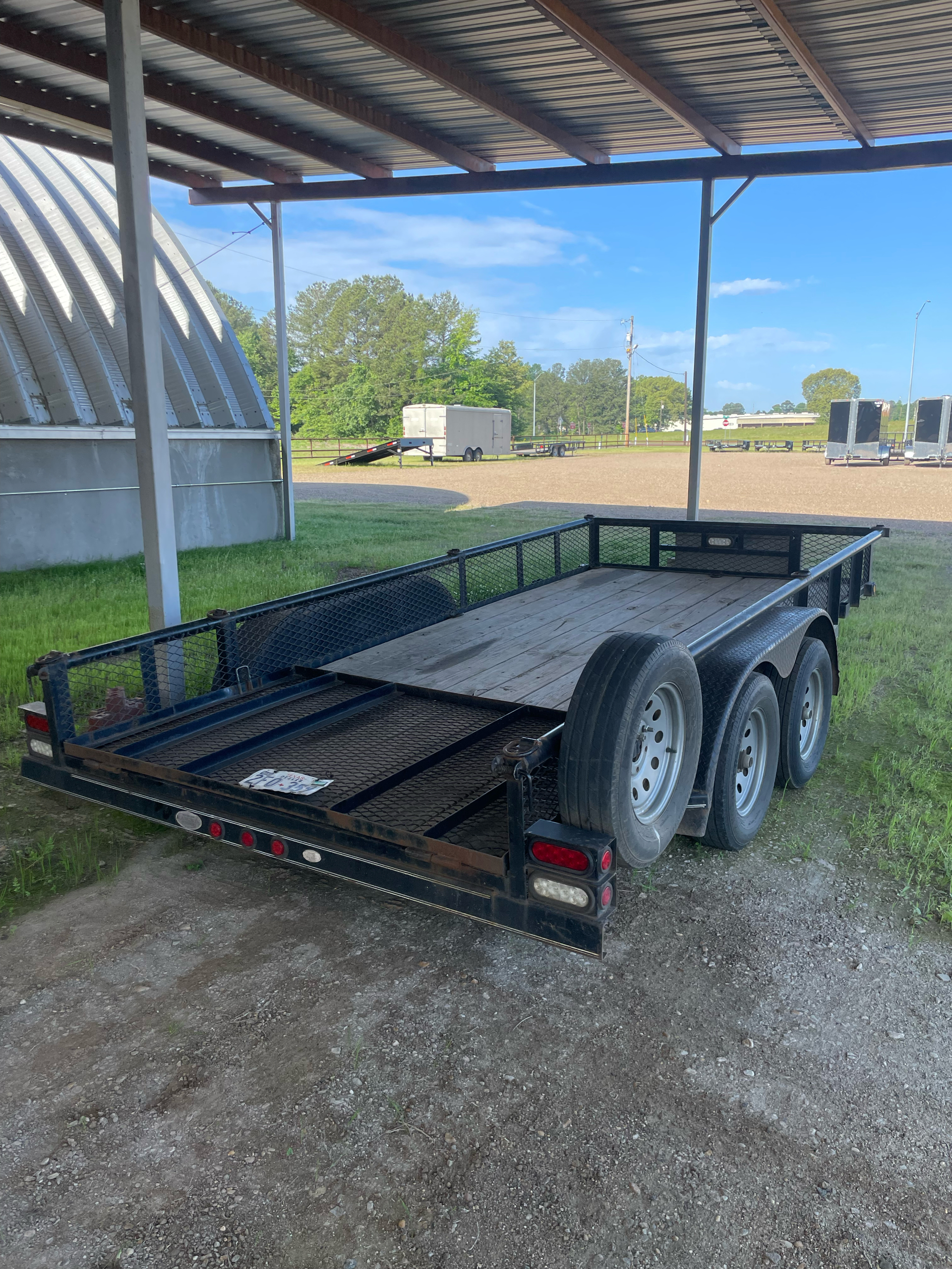 2014 DFH ENTERPRISES INC. 77X15PT2