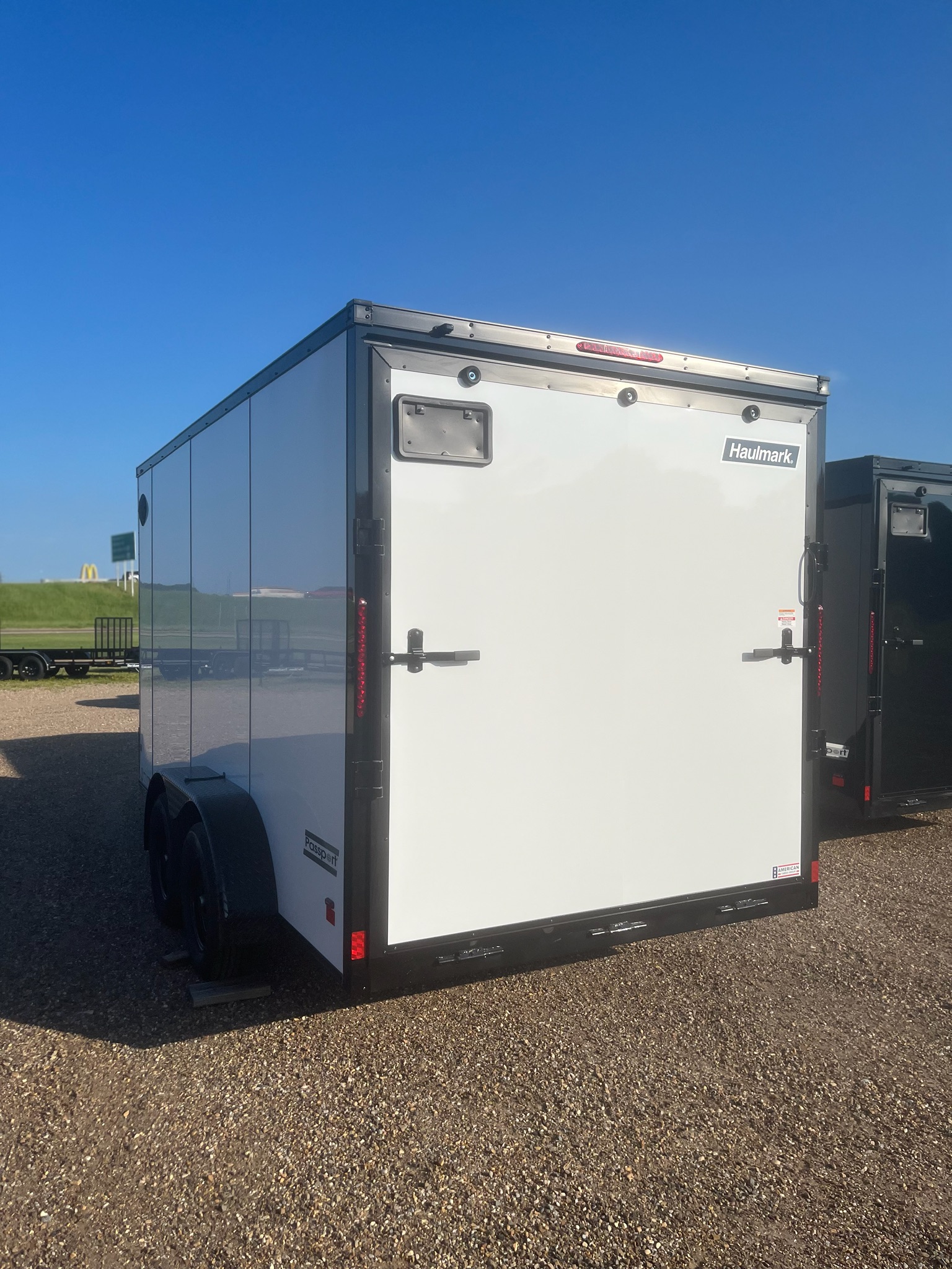 2027 Haulmark PP714T2-D photo 2