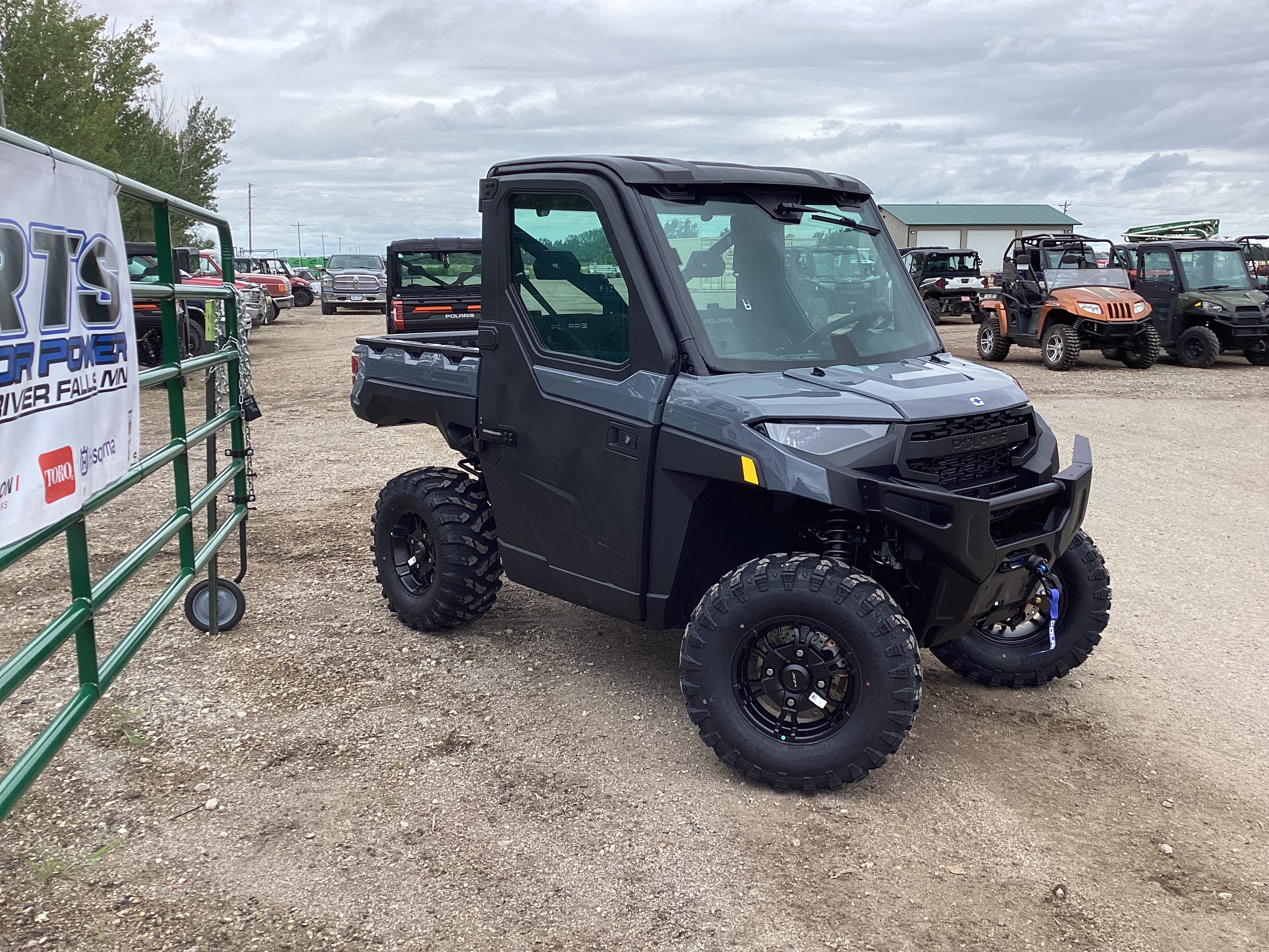 2027 Polaris Ranger XP 1000 NorthStar Ultimate 3