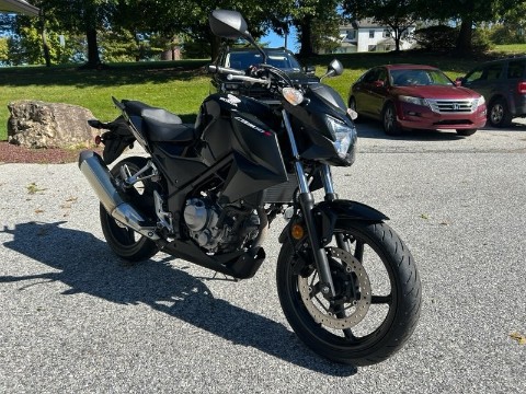 2016 Honda CB300F — photo 1 of 7