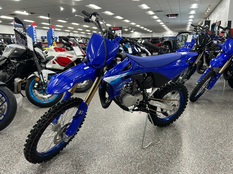 2027 Yamaha YZ85LW 4