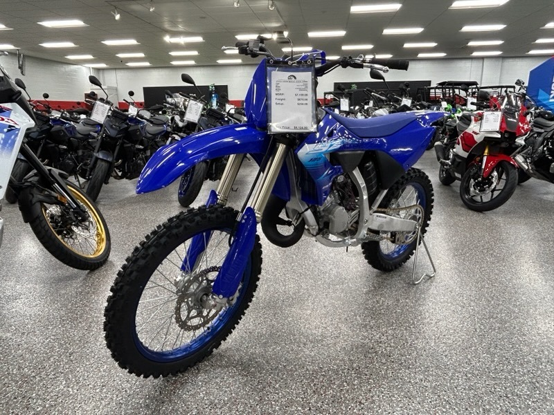 2027 Yamaha YZ125 4