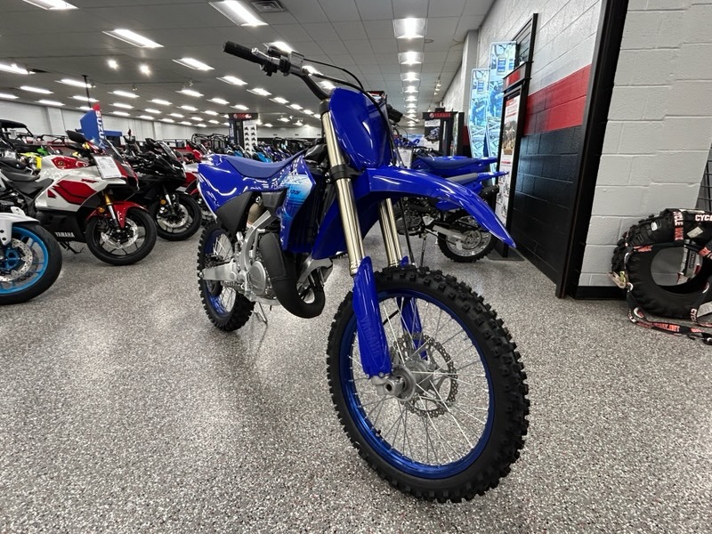 2027 YZ125