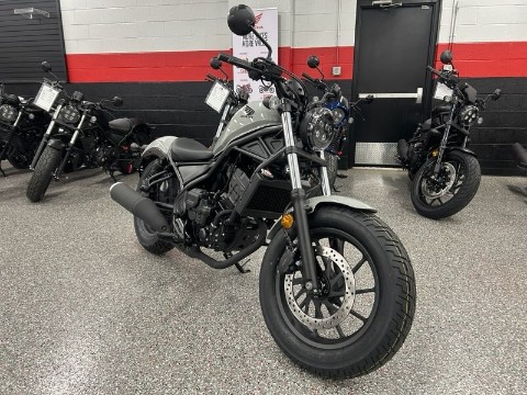 2026 Honda Rebel 300 E-Clutch