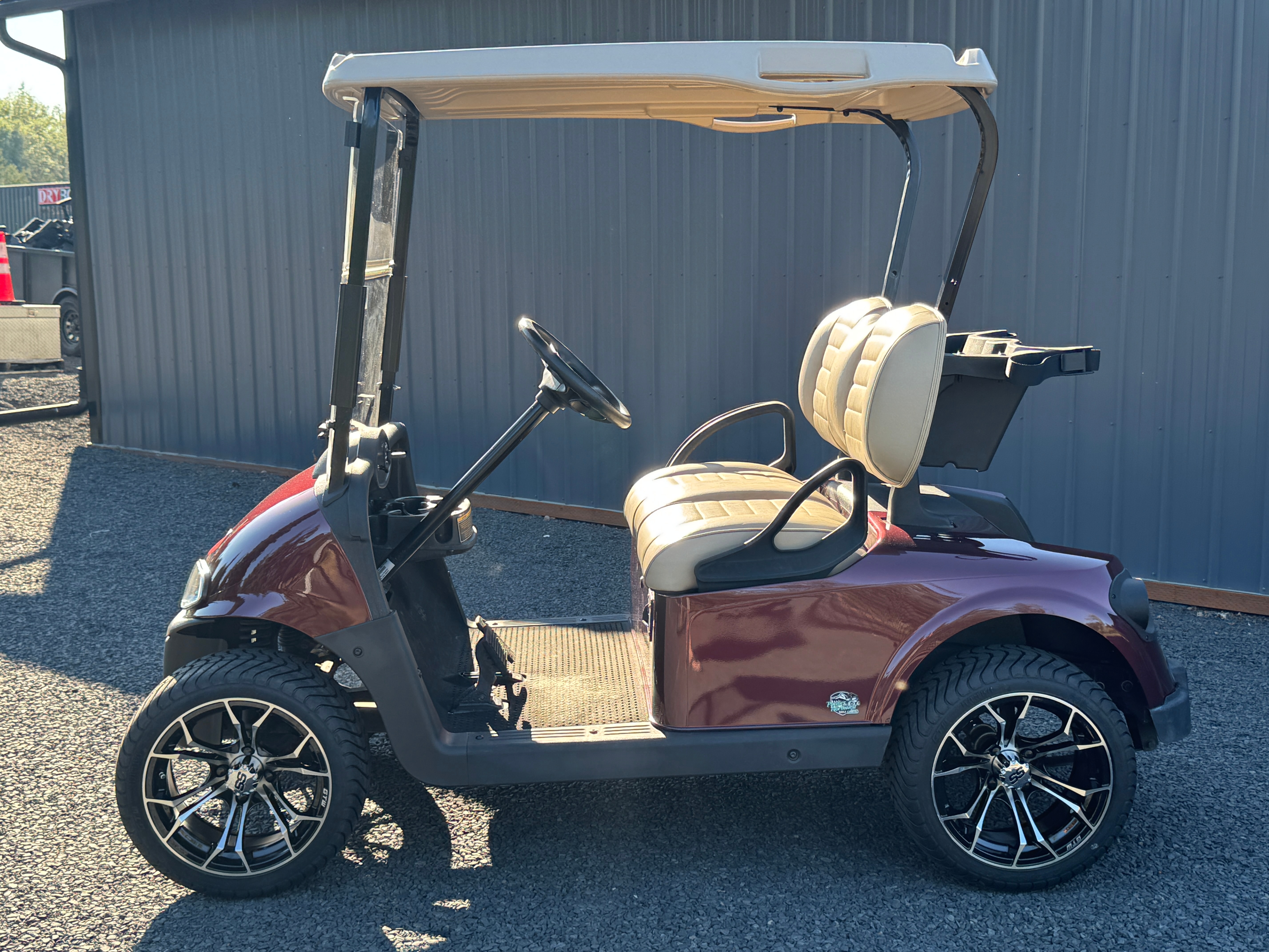 2020 E-Z-GO Freedom RXV Elite — photo 2