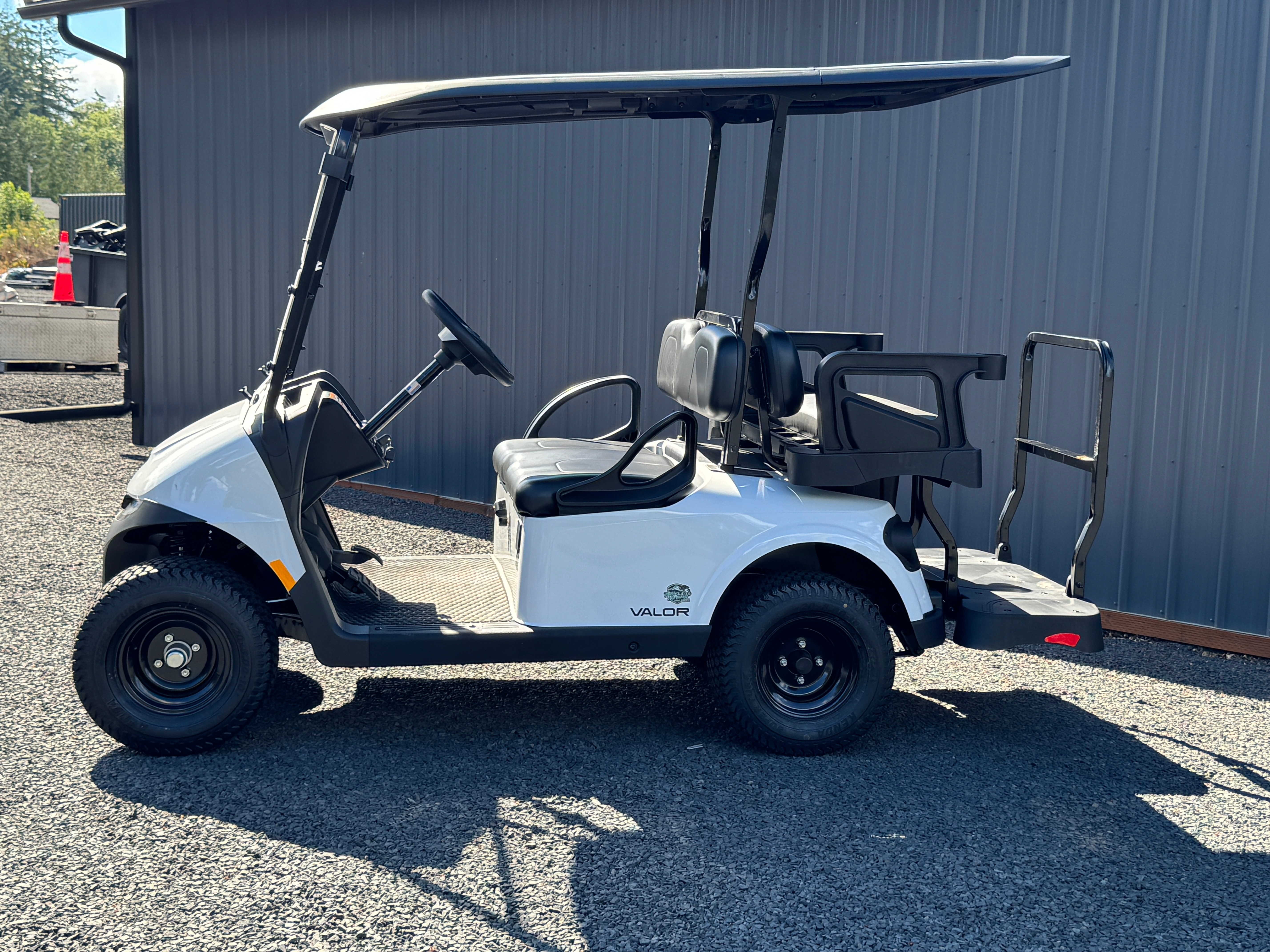 2026 E-Z-GO RXV 4 Valor S EX1 Sport — photo 2