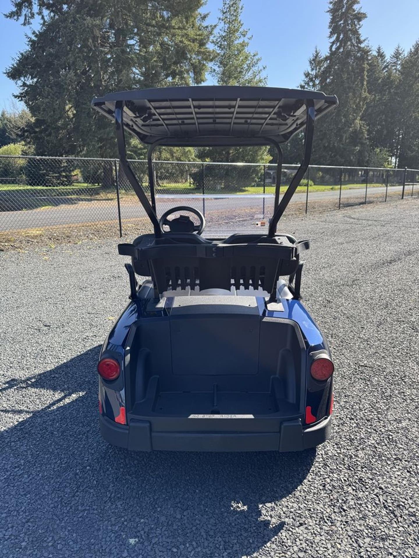 2026 E-Z-GO RXV 2 Freedom Elite Lithium — photo 3
