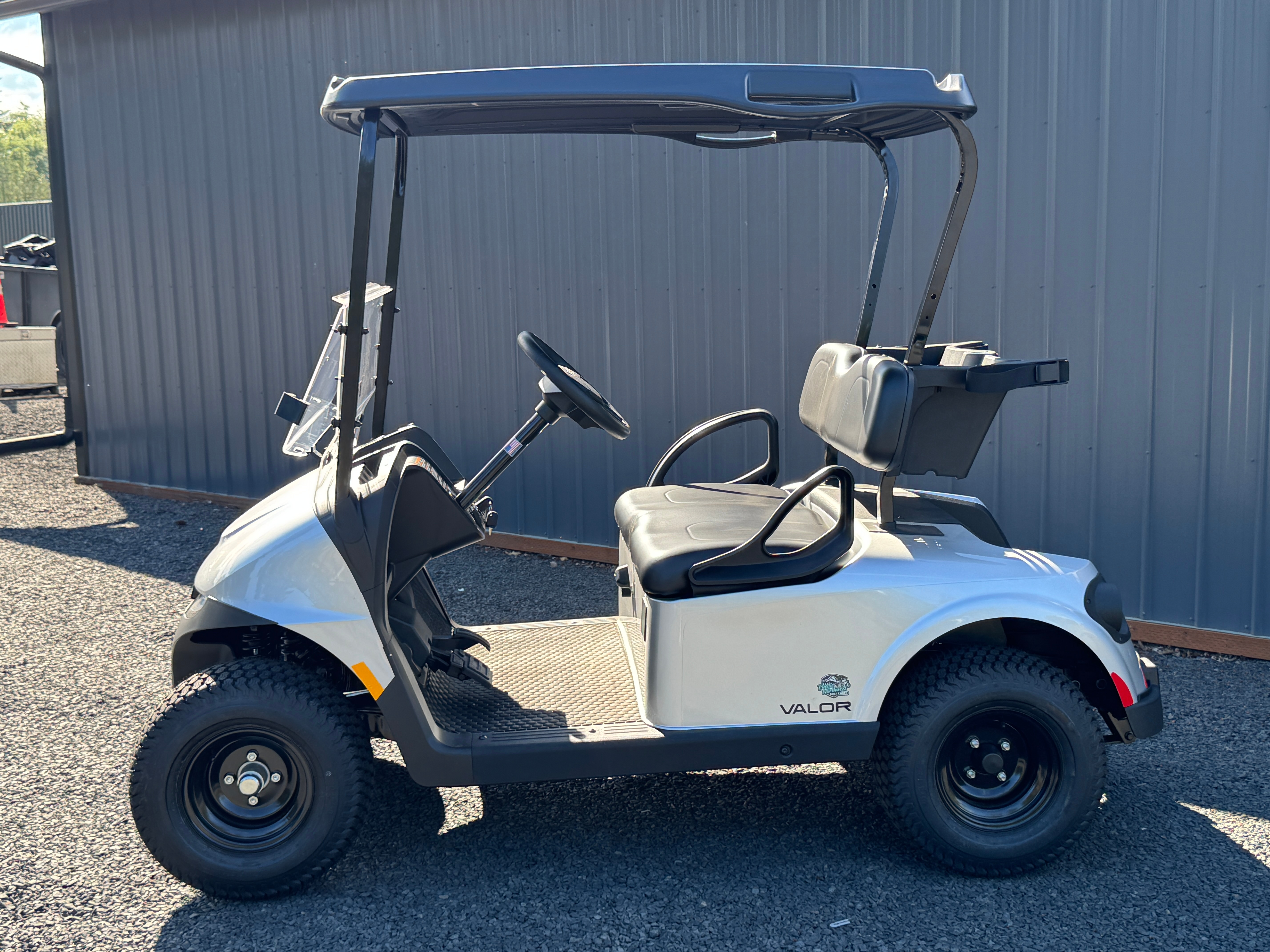 2026 E-Z-GO RXV 2 Valor S EX1 Sport — photo 2
