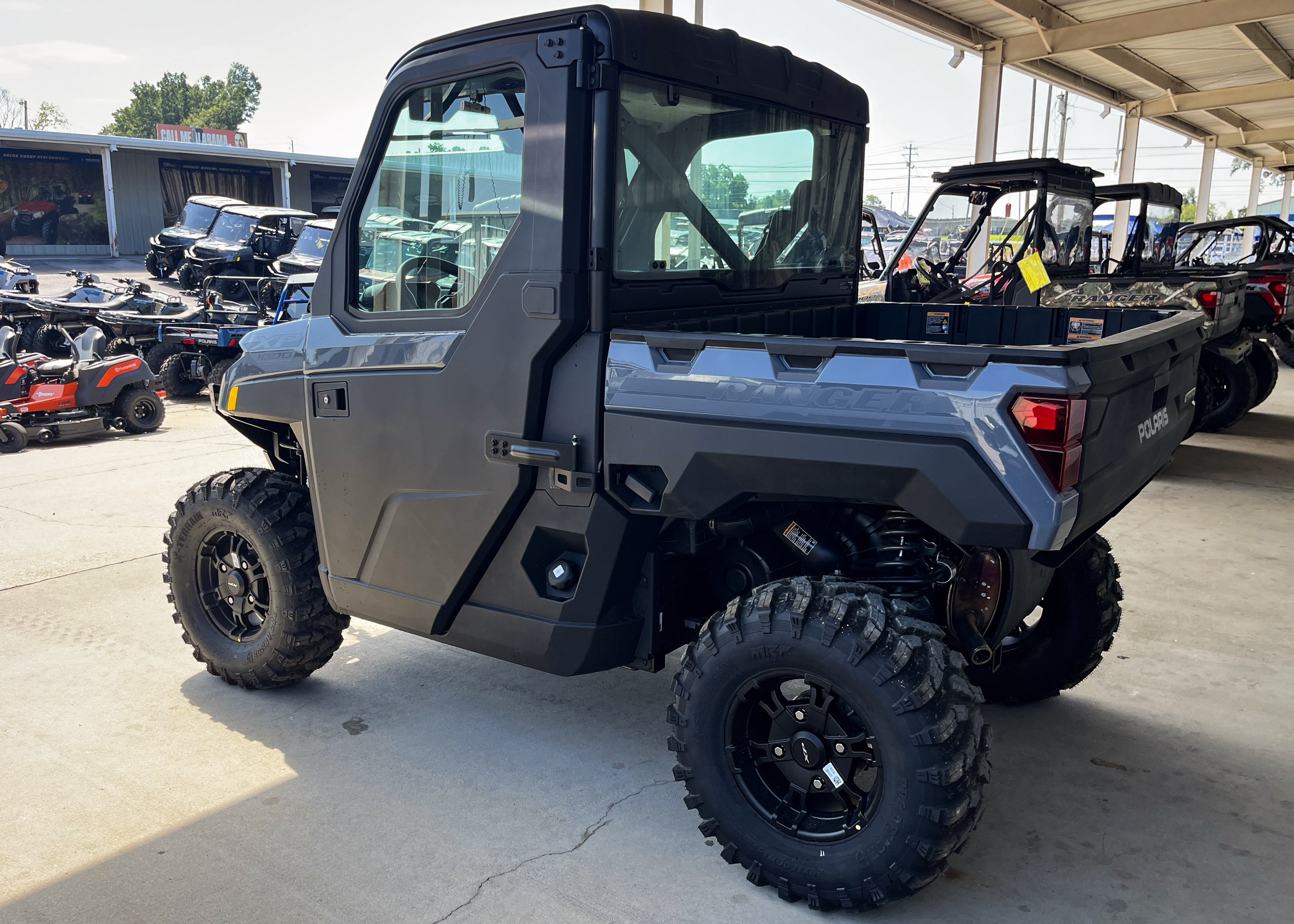 2027 Polaris Ranger XP 1000 NorthStar Ultimate 5