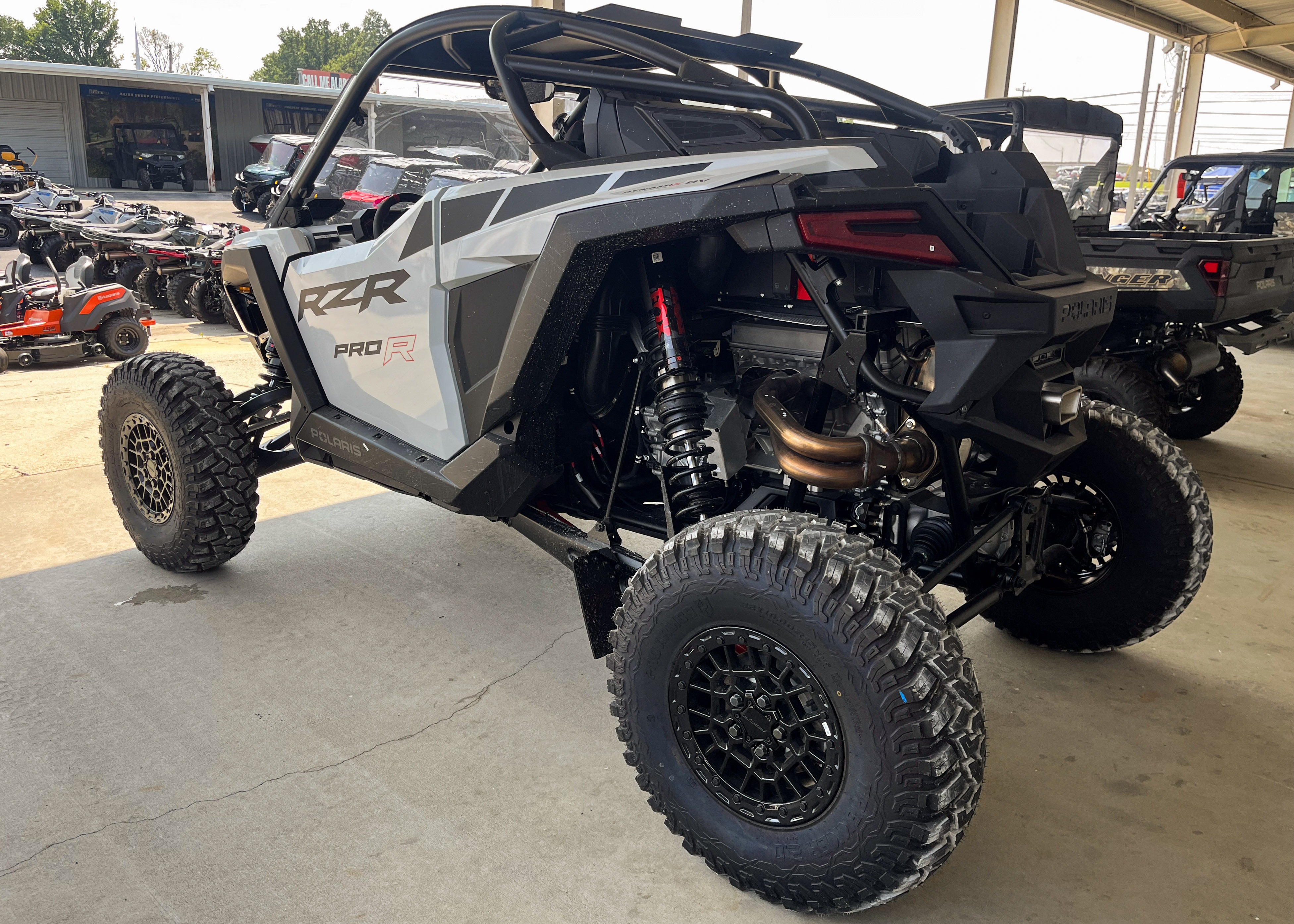2026 Polaris RZR Pro R Ultimate 5