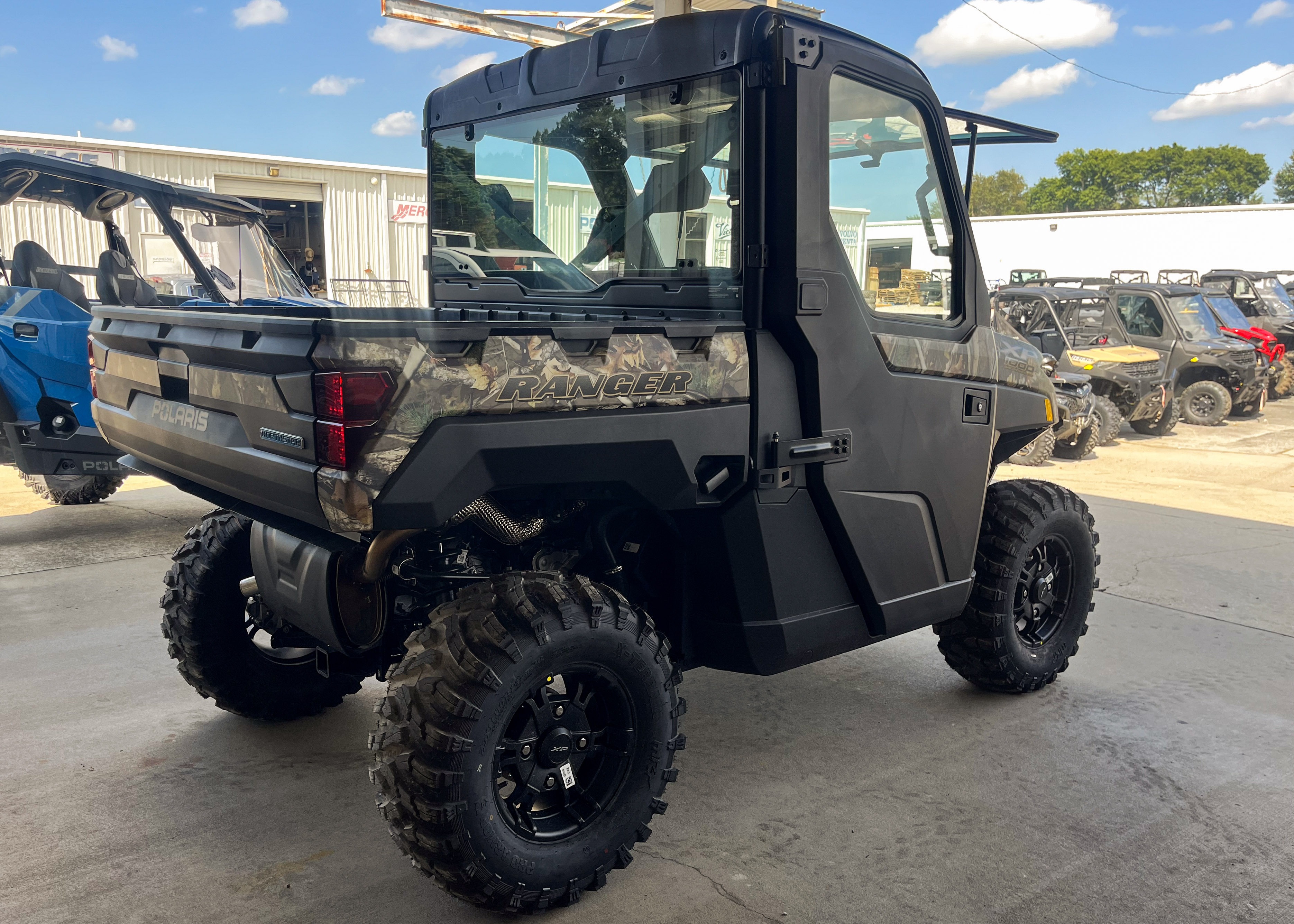 2027 Polaris Ranger XP 1000 NorthStar Ultimate 4