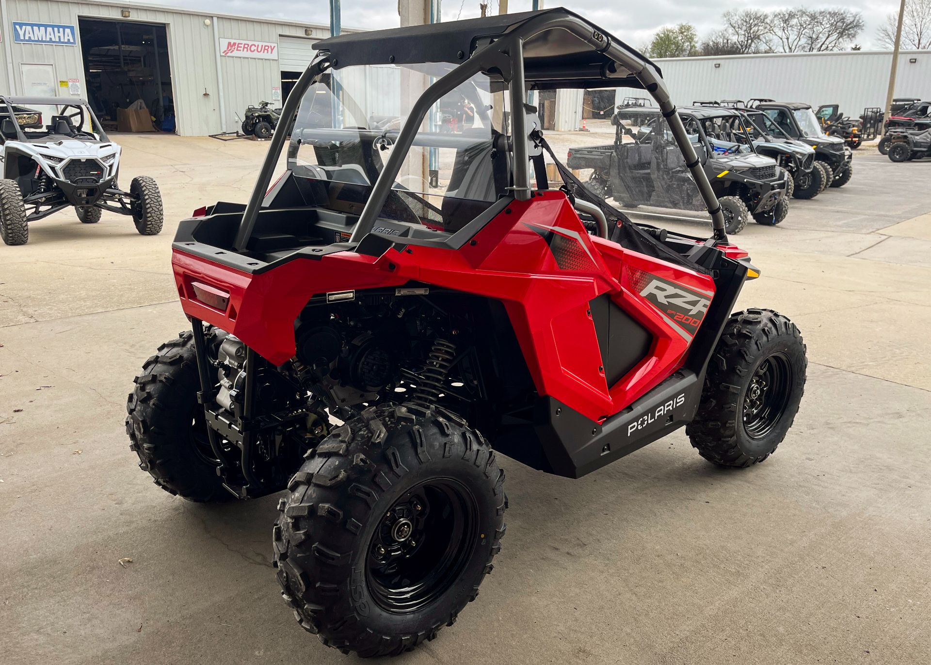 2026 Polaris RZR 200 EFI 4