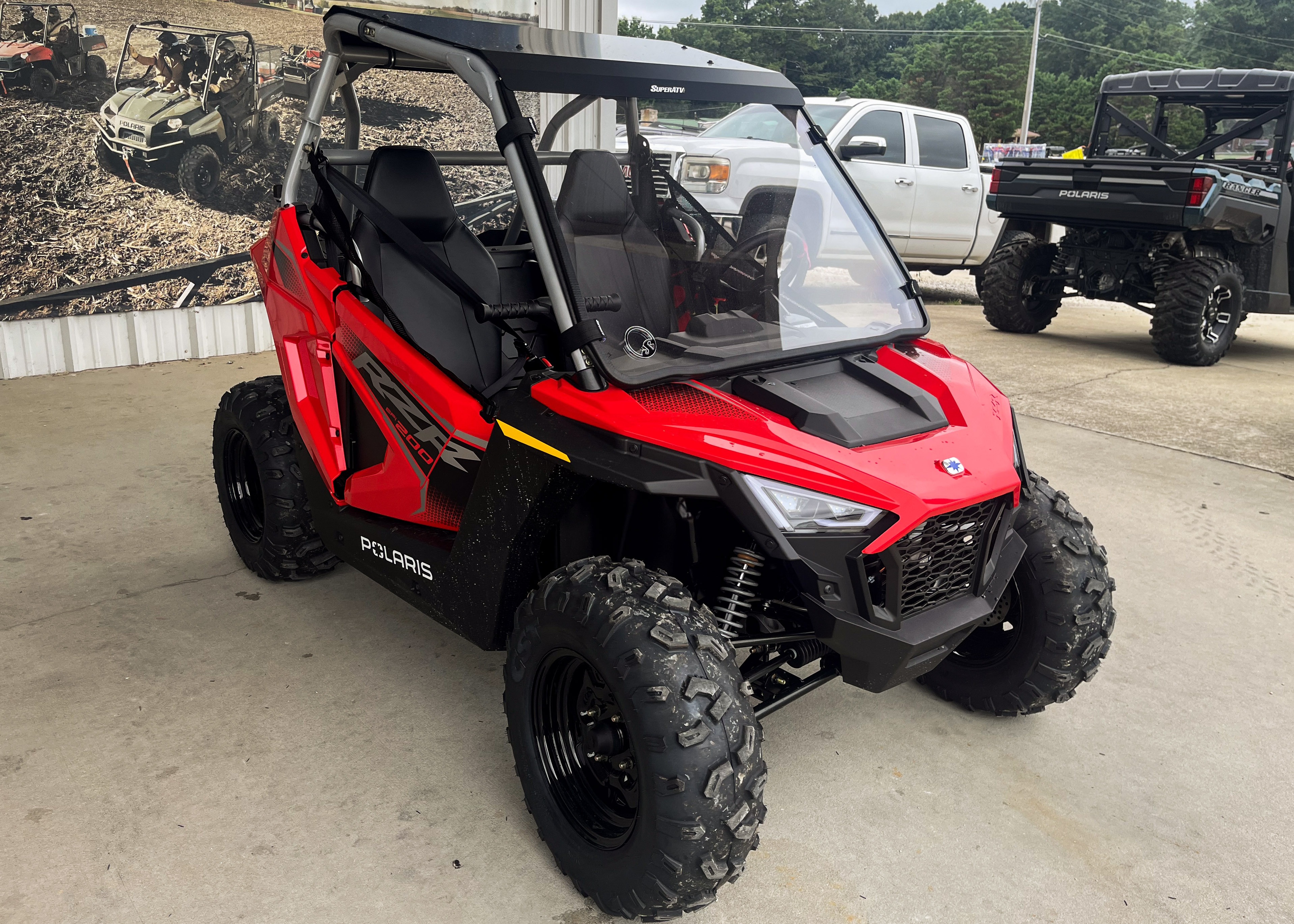 2026 Polaris RZR 200 EFI 3
