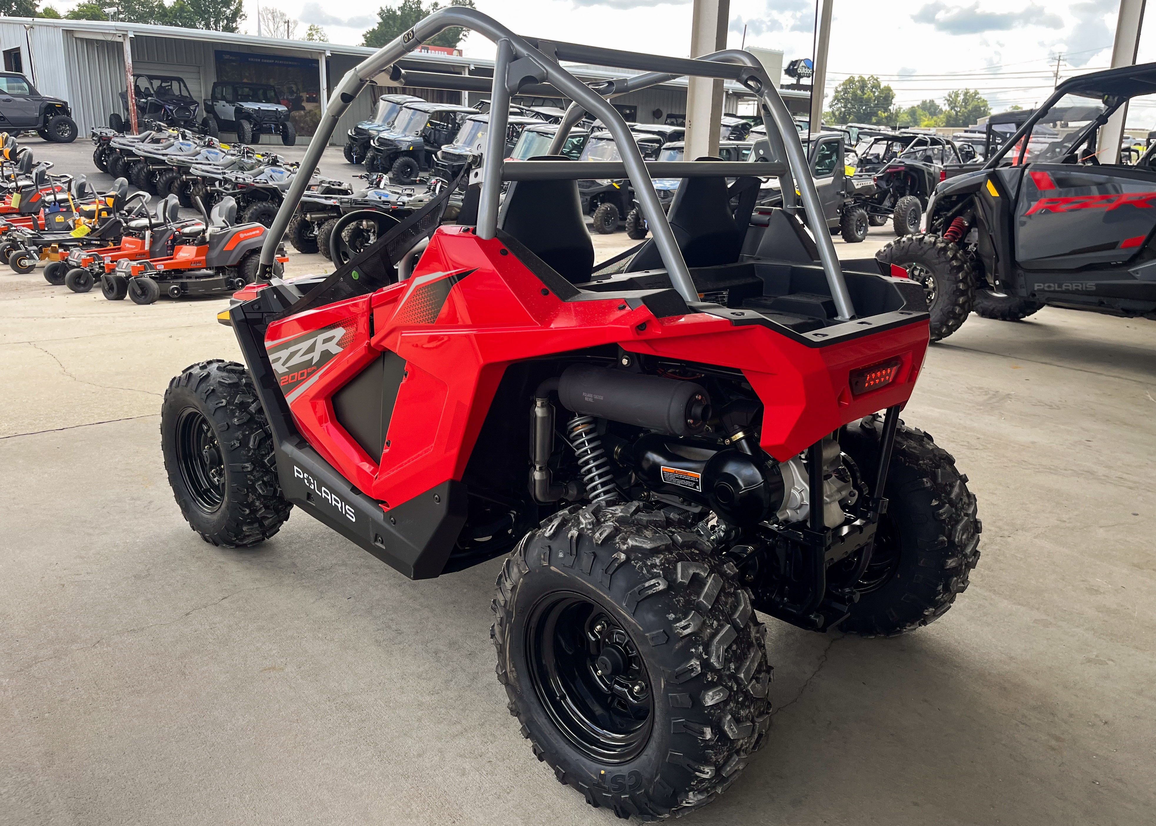 2026 Polaris RZR 200 EFI 5