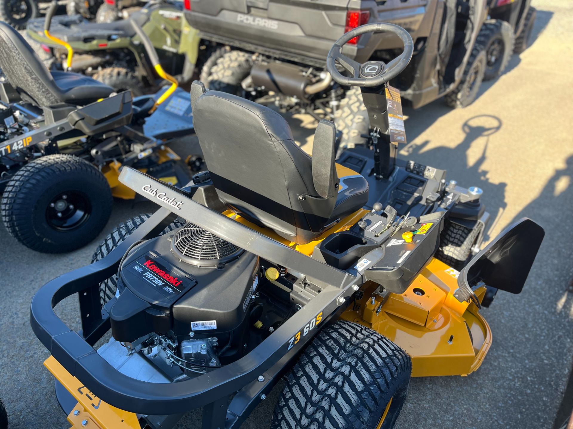 New Cub Cadet Ultima Series ZS Z3 60S 60 in. Kawasaki FR730V 24 hp