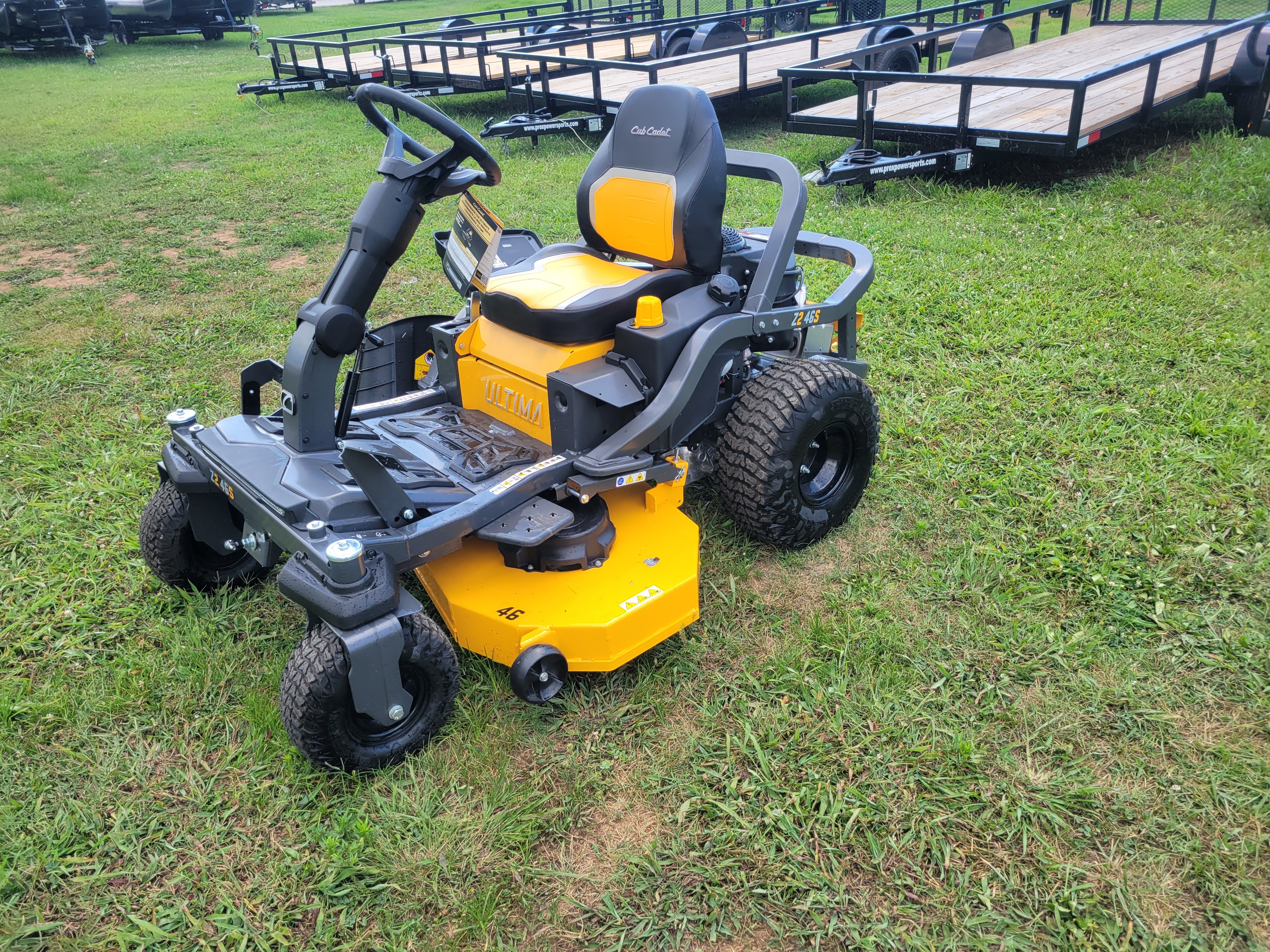 ラビッツ New Cub Cadet Ultima Series ZS Z2 42S 42 in. Kawasaki FR651V 21.5