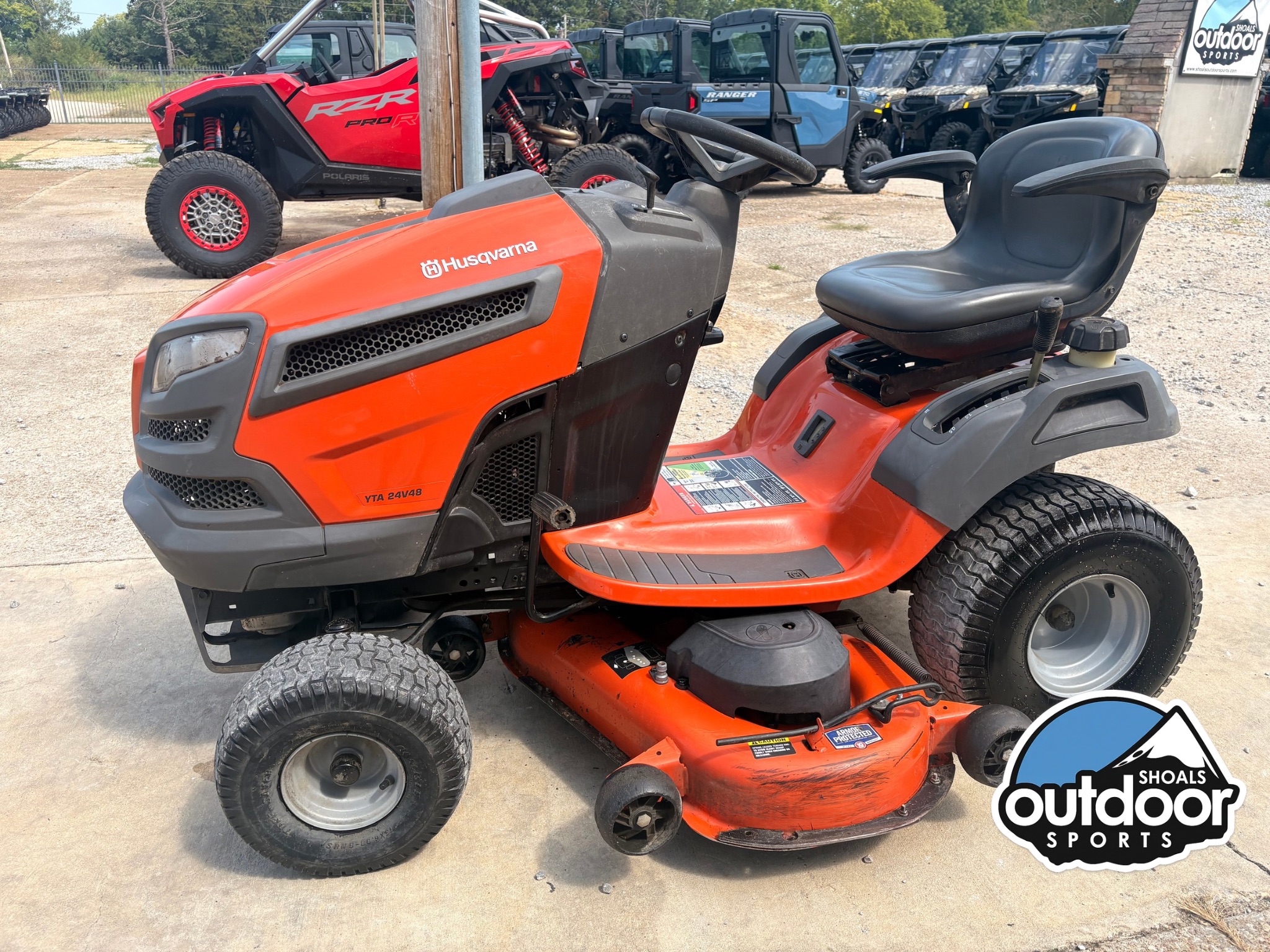 2017 HUSQVARNA YTH 24V48