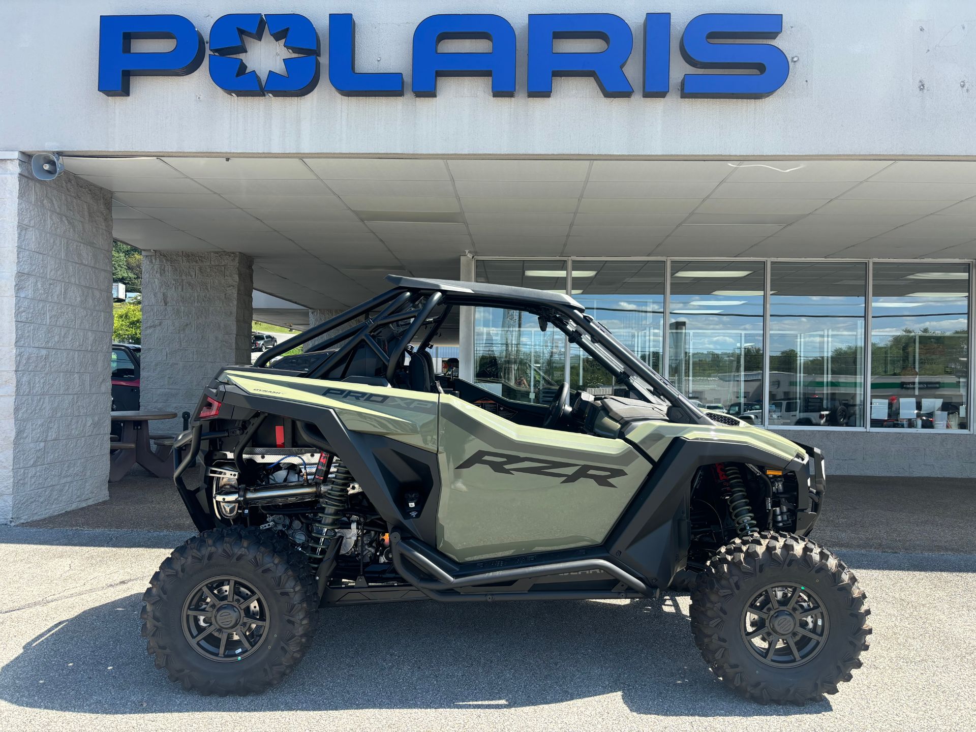 2025 Polaris RZR PRO XP Ultimate 4