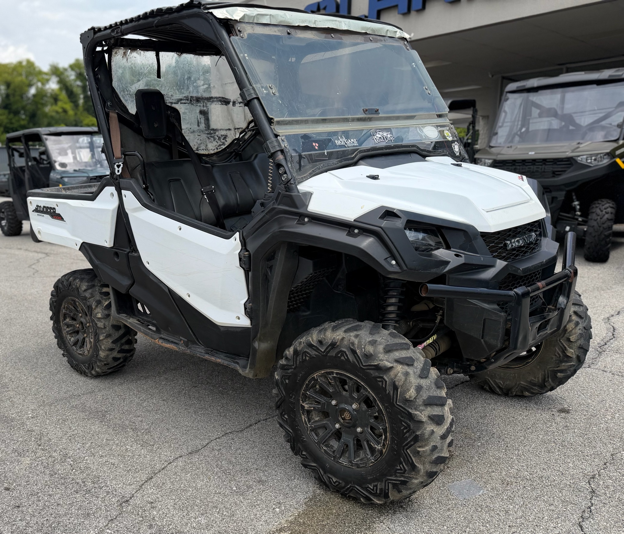 2020 Honda Pioneer 1000 Deluxe 2