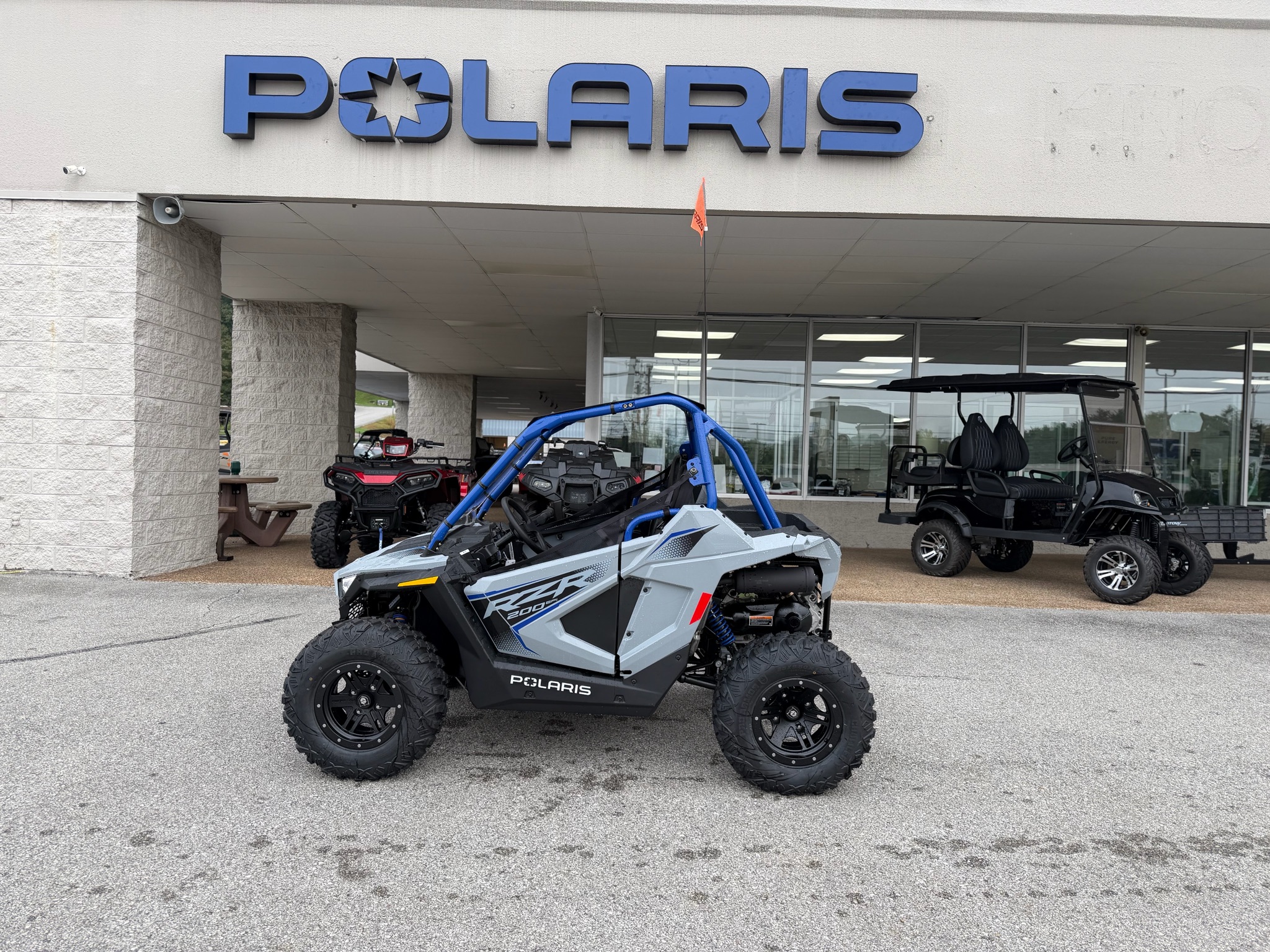 2026 Polaris RZR 200 EFI 3