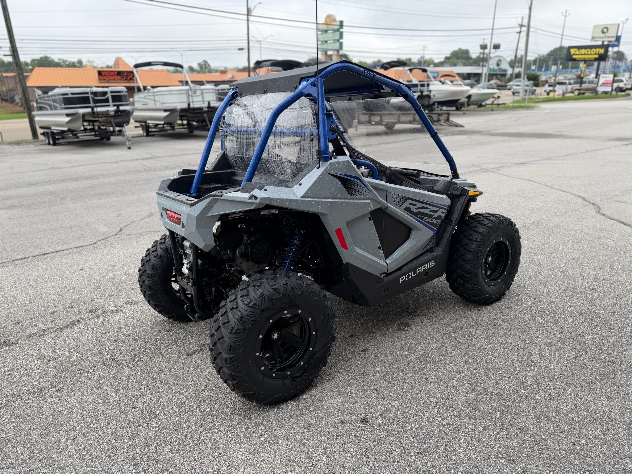 2026 Polaris RZR 200 EFI 4