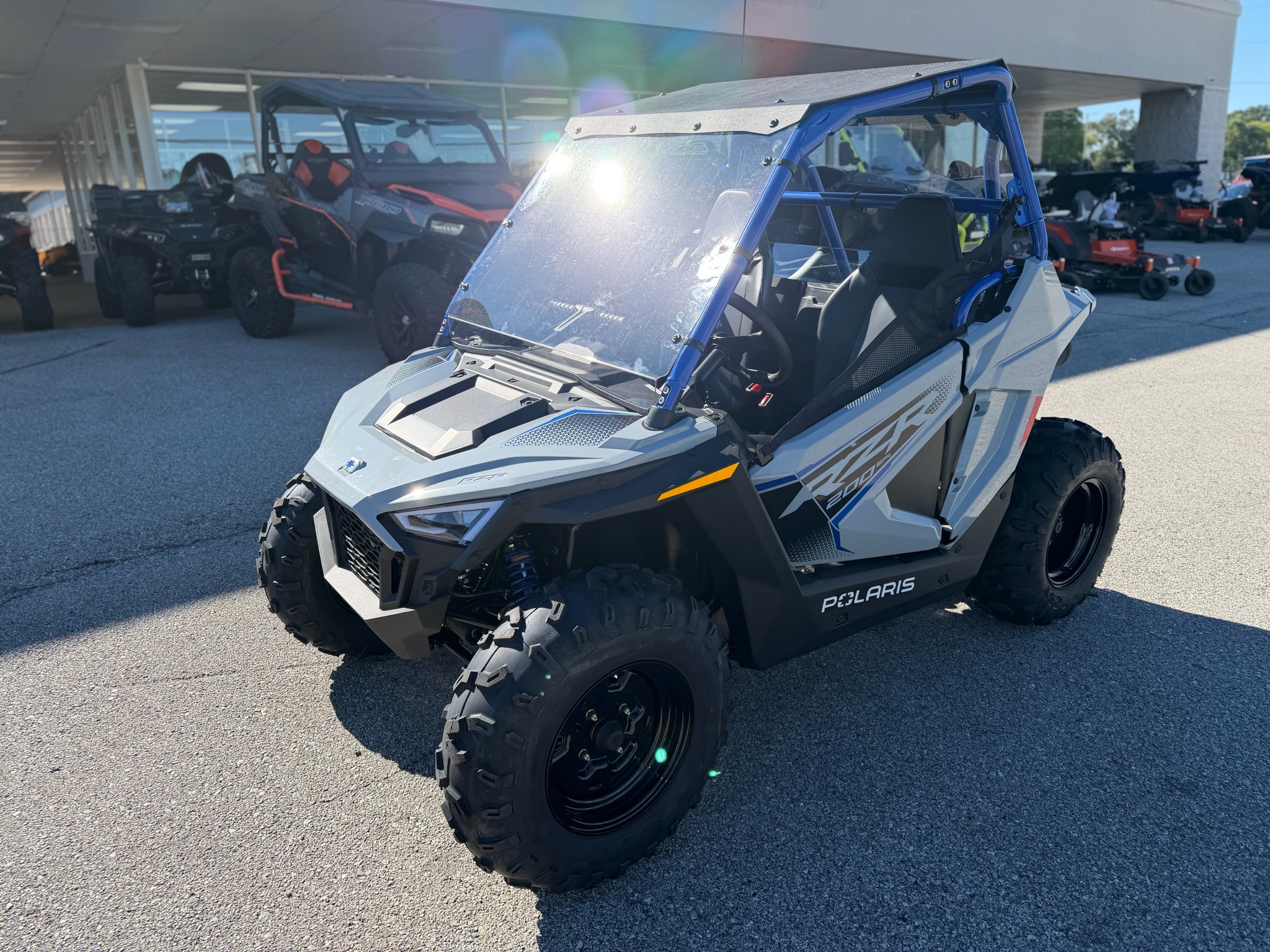 2026 Polaris RZR 200 EFI 1