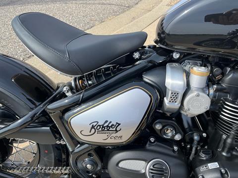 2025 Triumph Bonneville Bobber in Belle Plaine, Minnesota - Photo 4