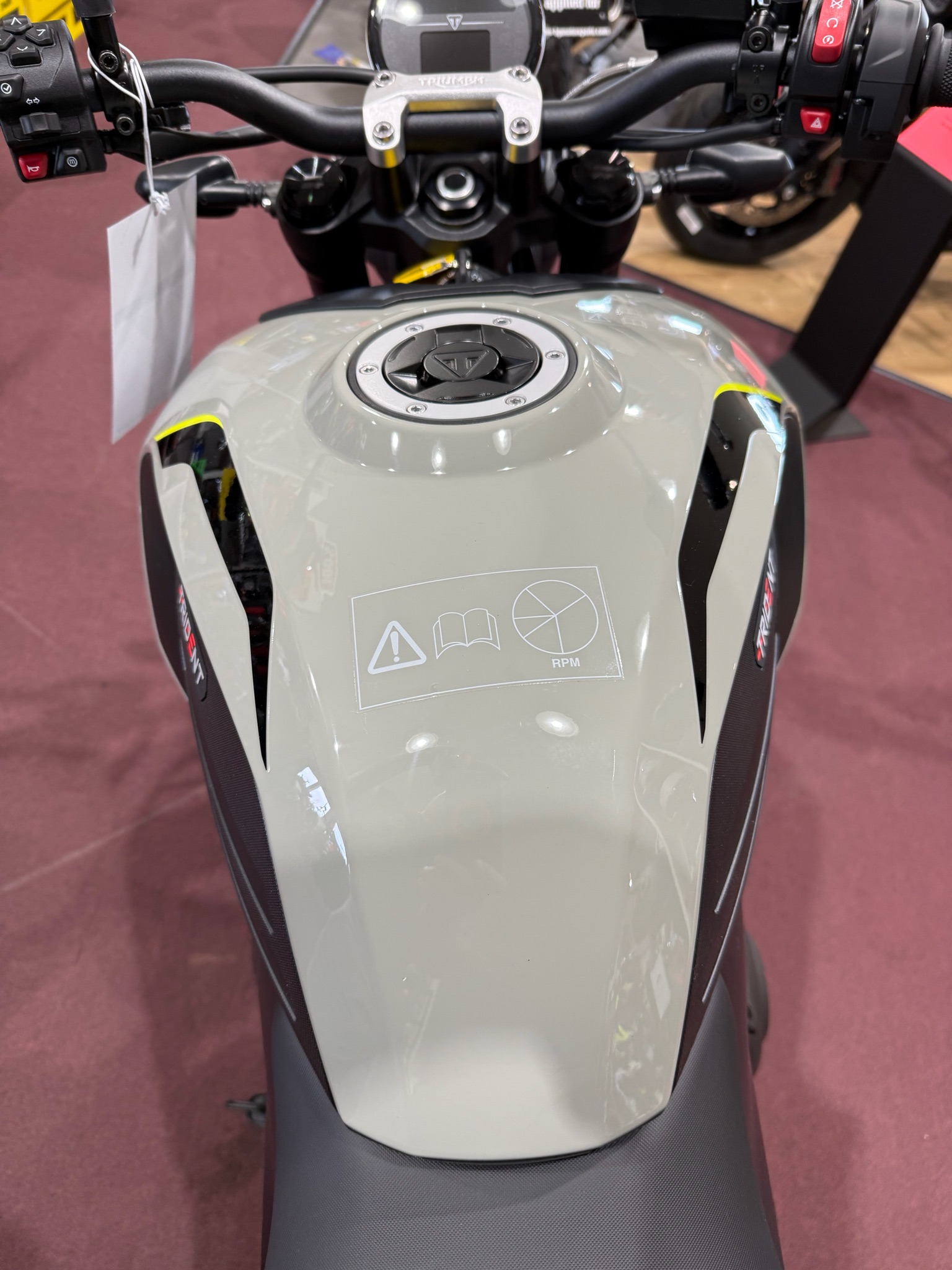 2026 Triumph Trident 660 11