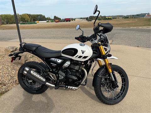 2026 Triumph Scrambler 400 XC in Belle Plaine, Minnesota