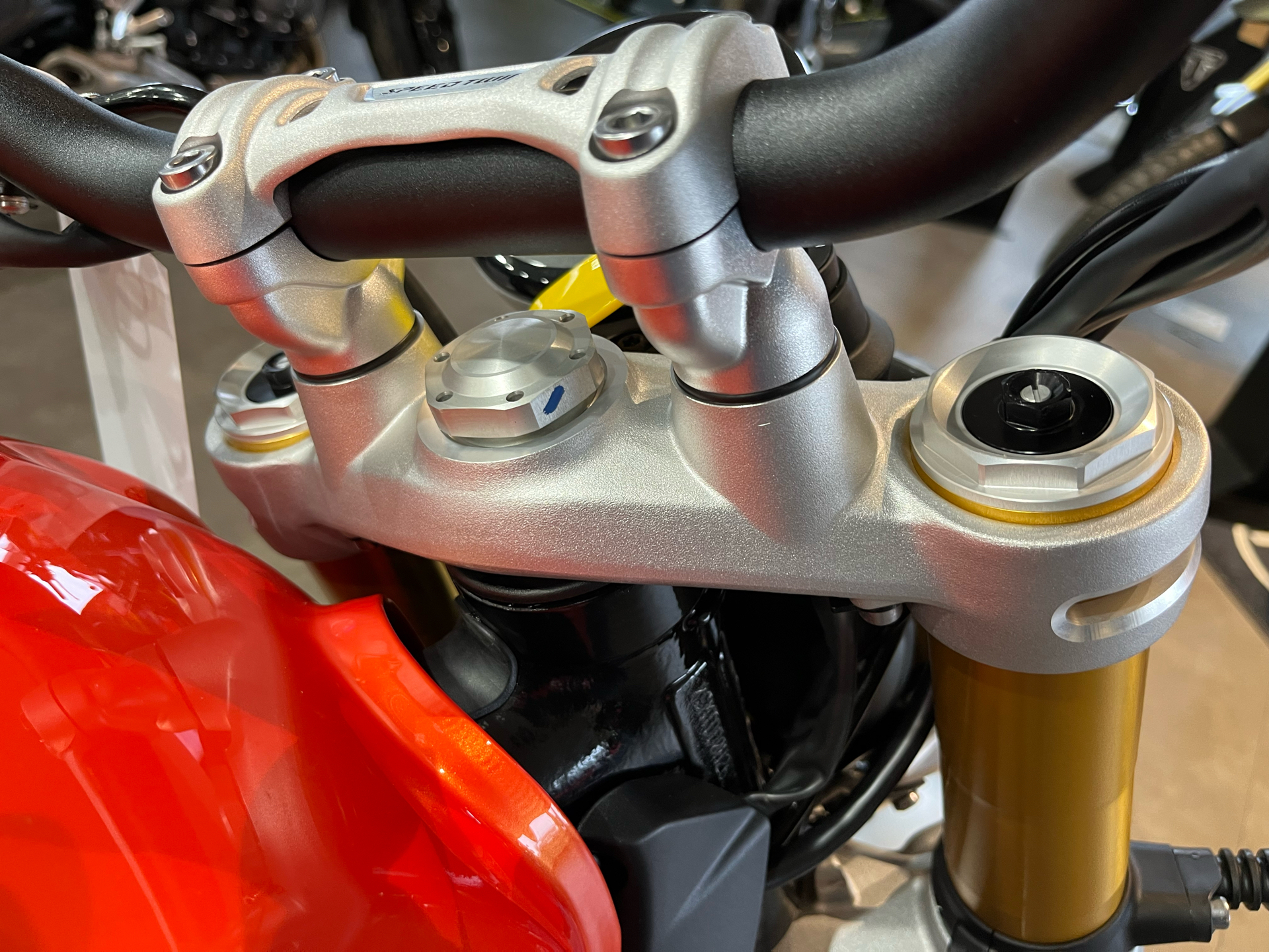 2025 Triumph Speed Twin 1200 RS in Belle Plaine, Minnesota - Photo 11