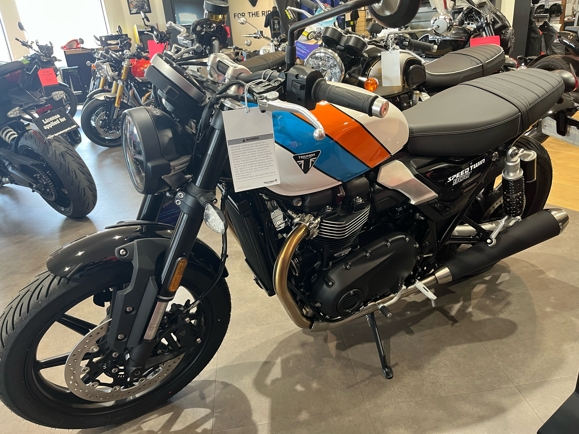 2025 Triumph Speed Twin 900 in Belle Plaine, Minnesota - Photo 2