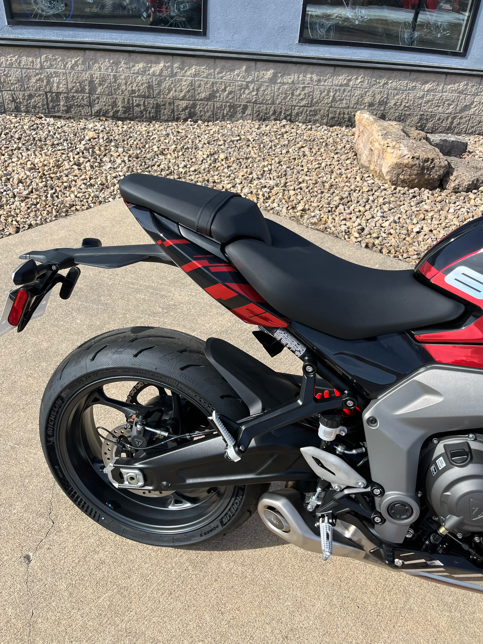 2025 Triumph Daytona 660 in Belle Plaine, Minnesota - Photo 8