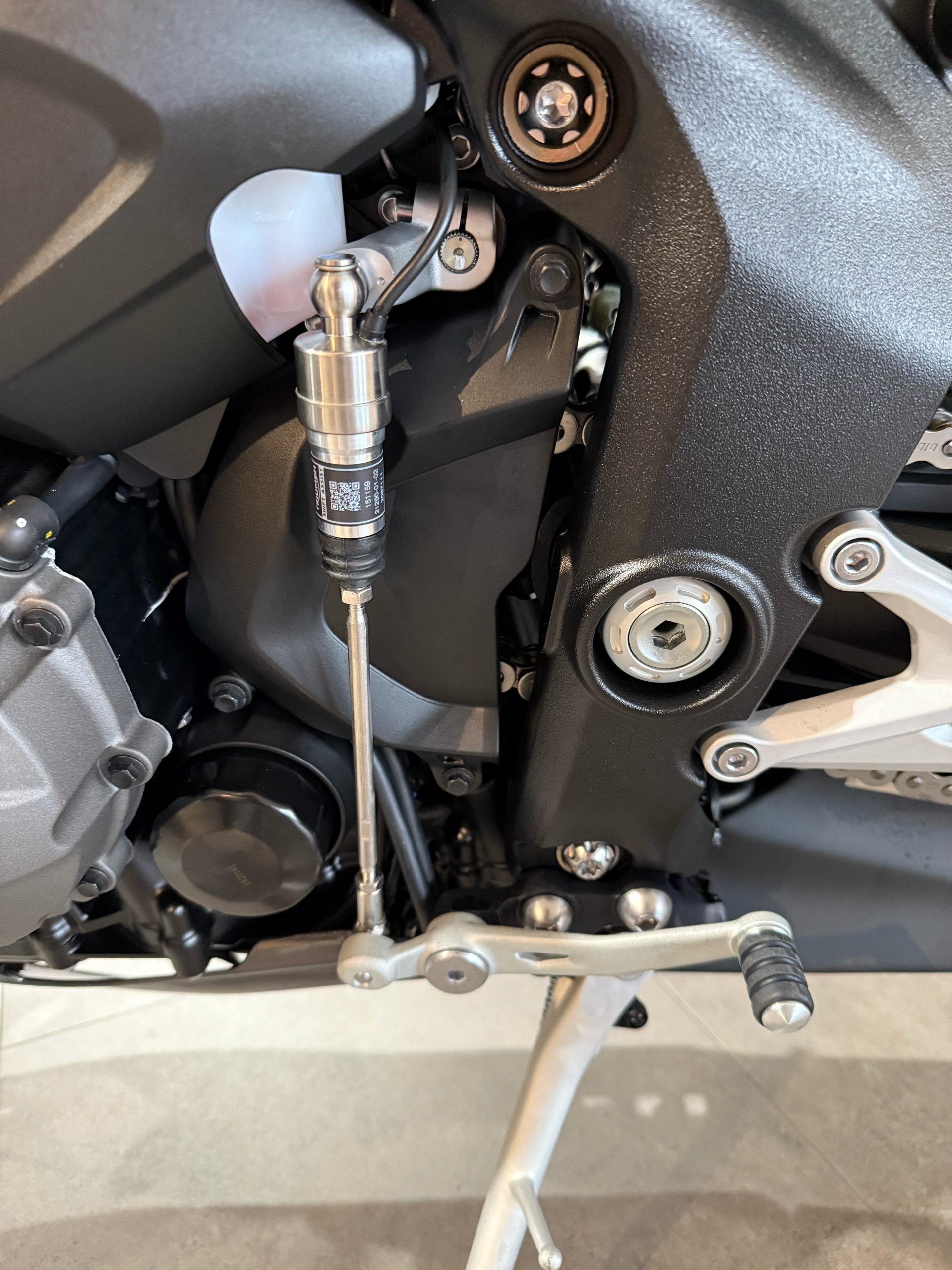 2026 Triumph Speed Triple 1200 RX Limited Edition in Belle Plaine, Minnesota - Photo 14