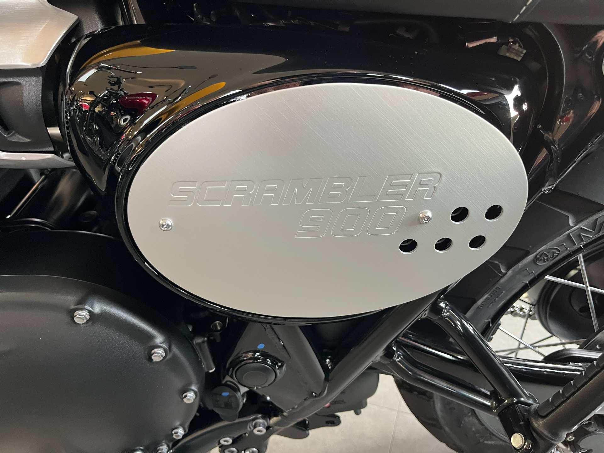 2024 Triumph Scrambler 900 in Belle Plaine, Minnesota - Photo 7