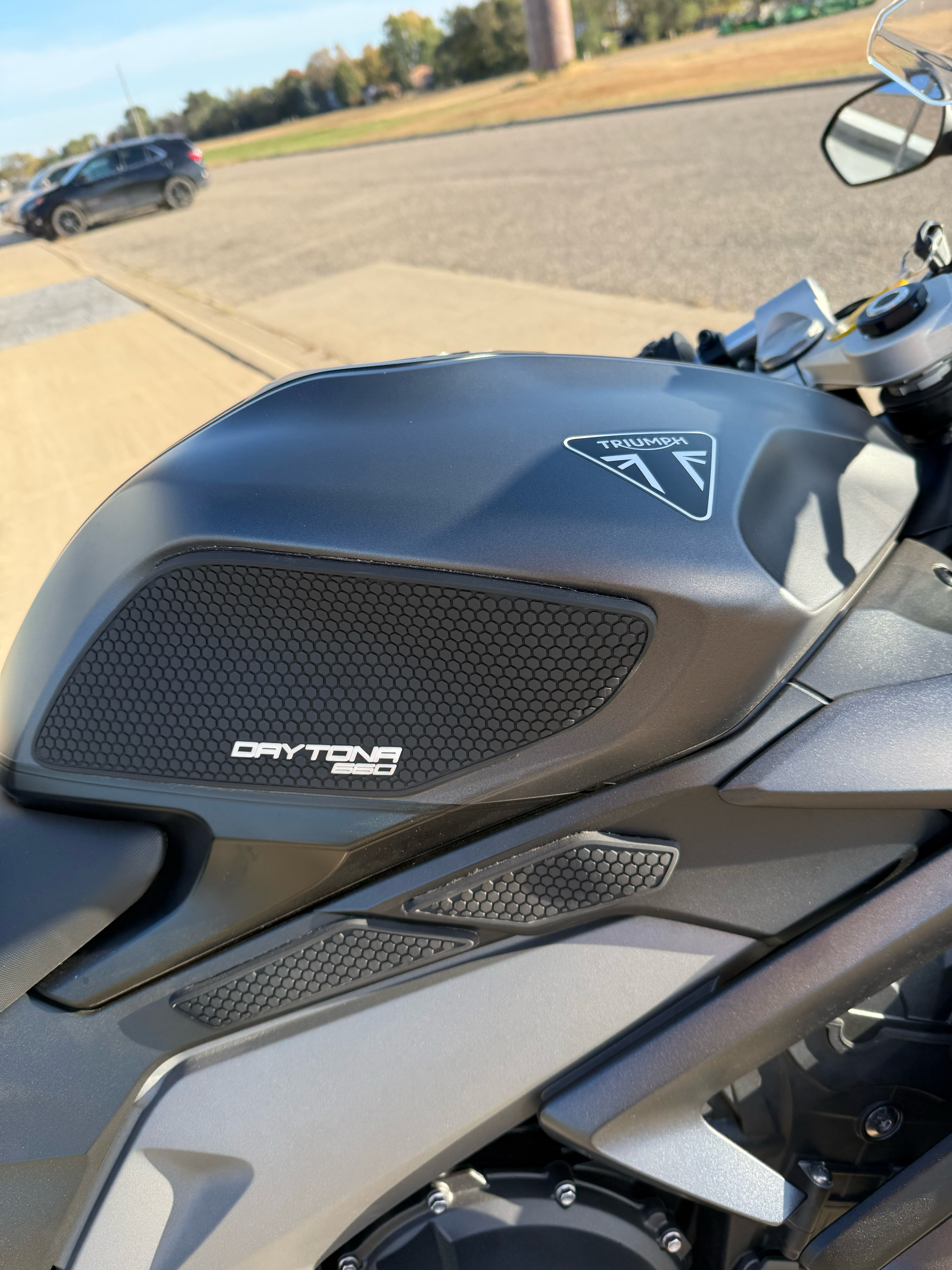 2025 Triumph Daytona 660 in Belle Plaine, Minnesota - Photo 8